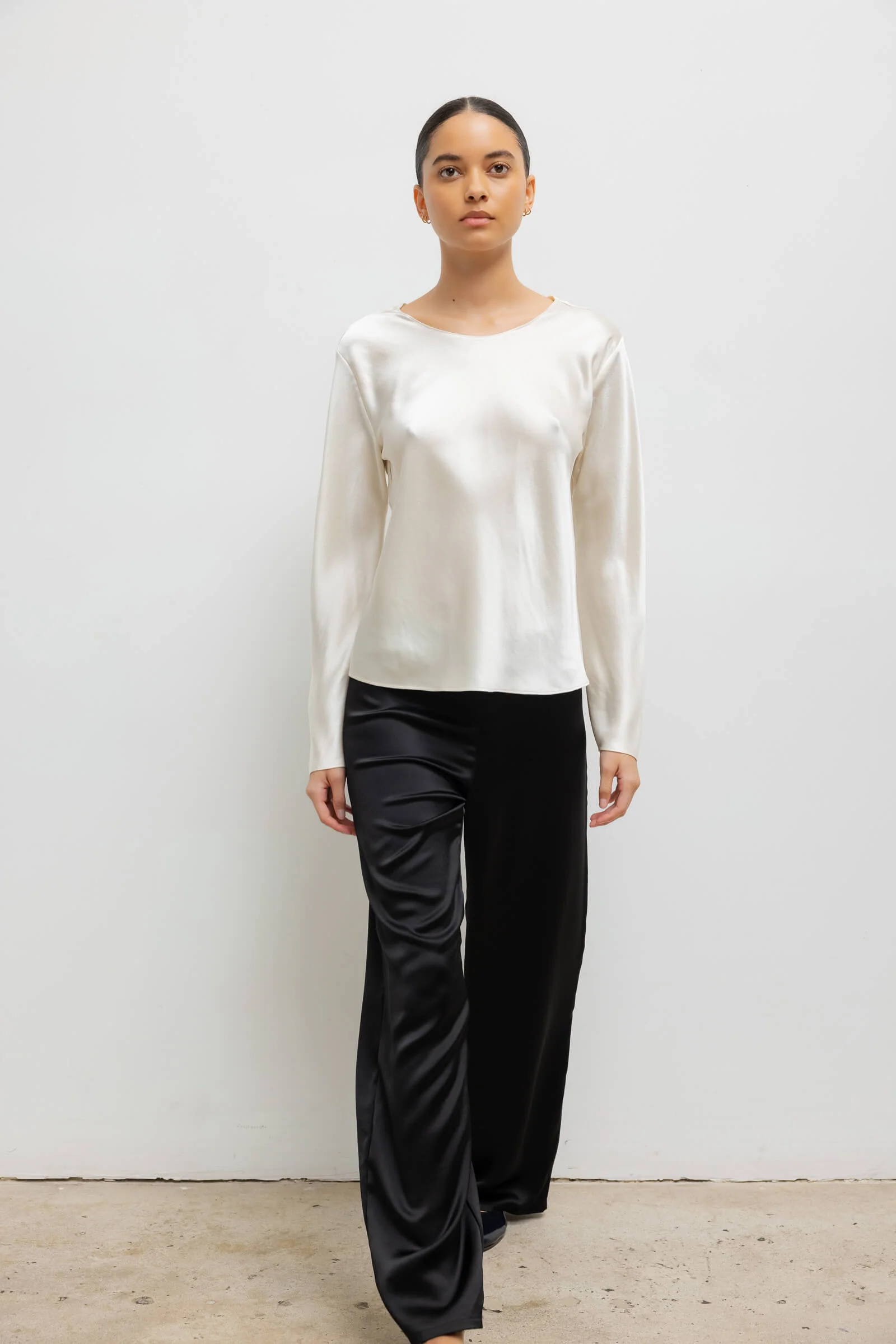 Leset - Barb Long Sleeve Crew - Image 4
