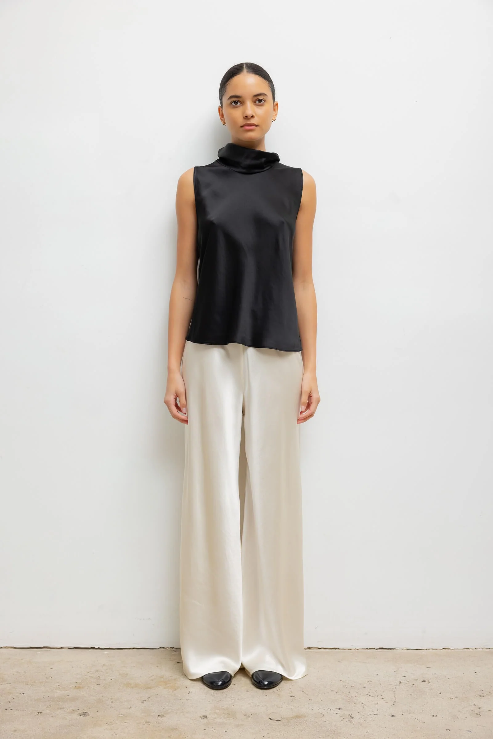 Leset - Barb Sleeveless Cowl Neck - Image 3