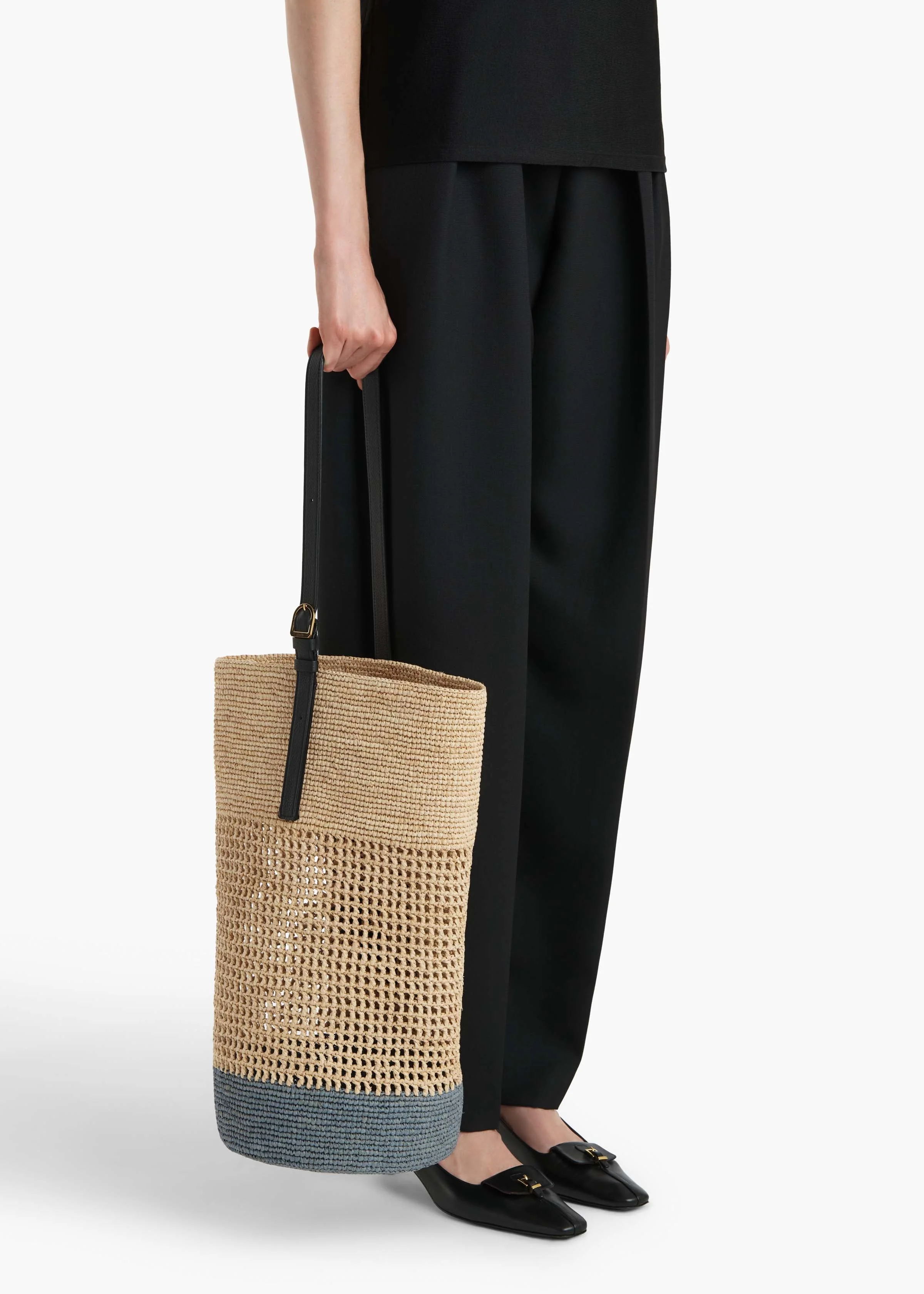 Khaite - Billie Bucket Bag in Natural and Lead Raffia - Image 6