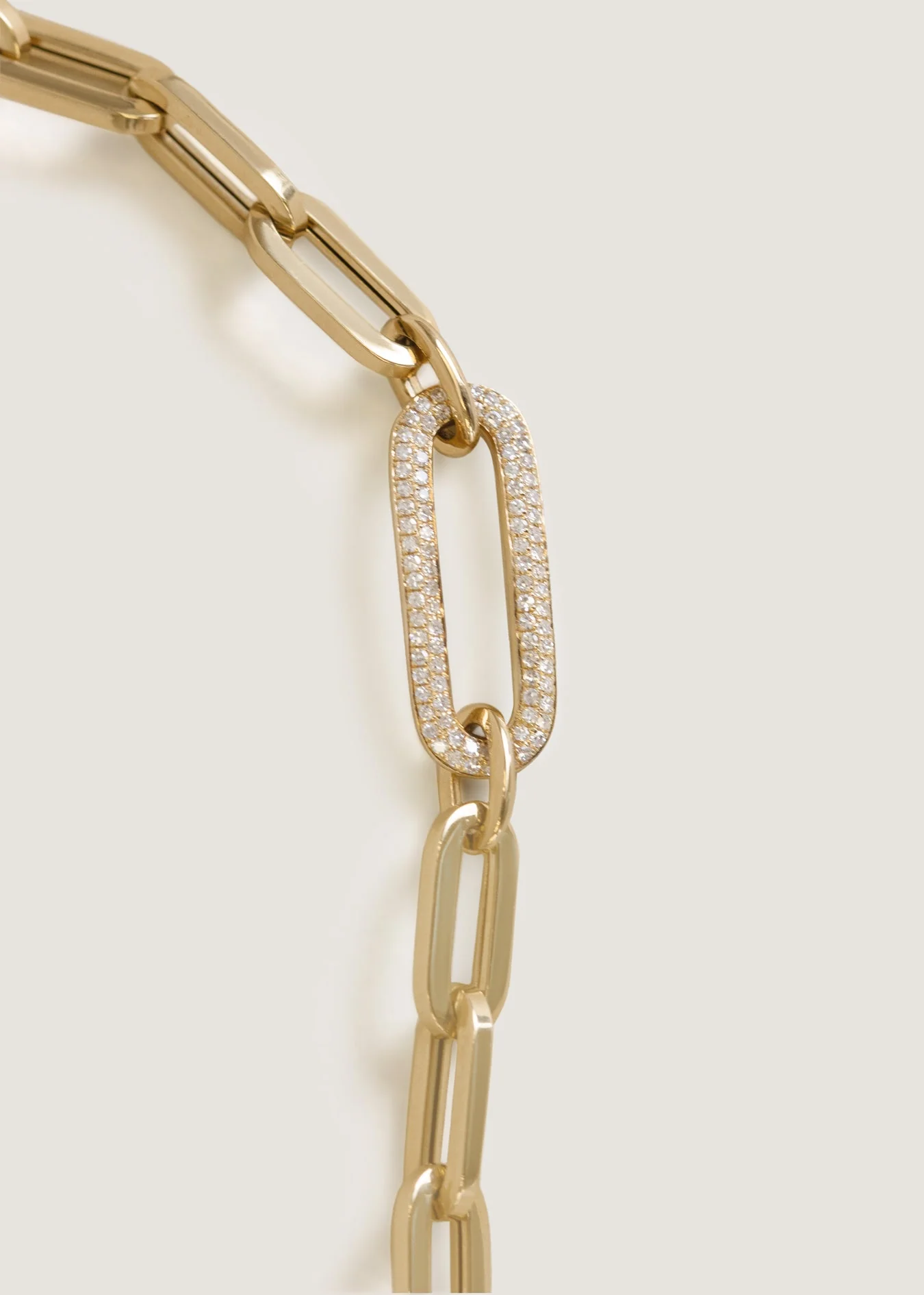 Kinn - Bold Pavé Diamond Link Chain Bracelet - Image 3