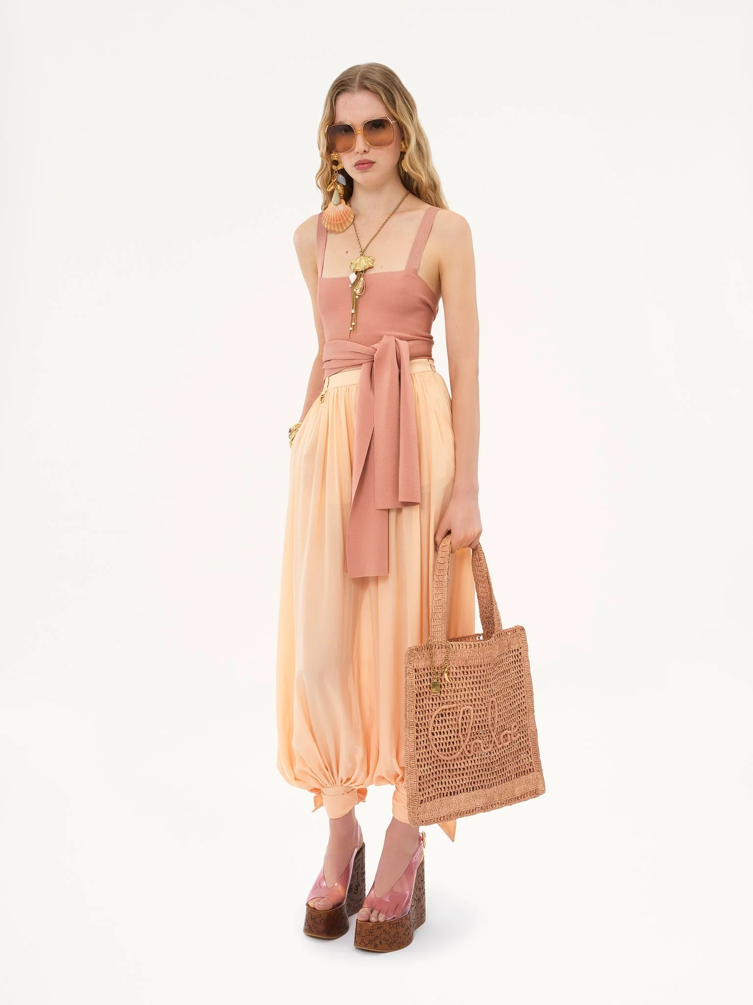Chloé - Summer Banana tote bag in raffia - Image 3