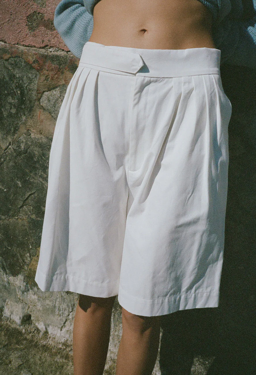 Ciao Lucia - Aldine White Chino Short - Image 3