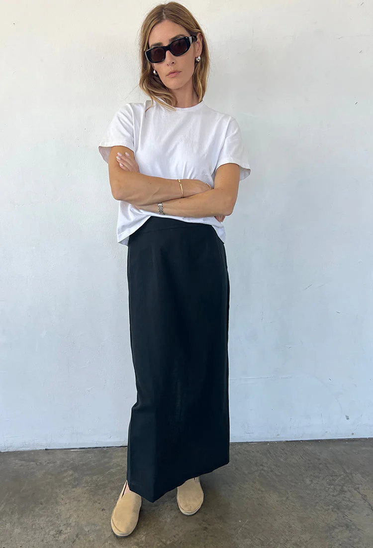 Ciao Lucia - Borgia Black Linen Skirt - Image 2