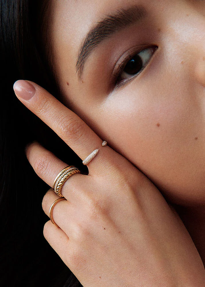 Kinn - Claudine Twist & Pauline Ellipse Ring Stack - Image 4