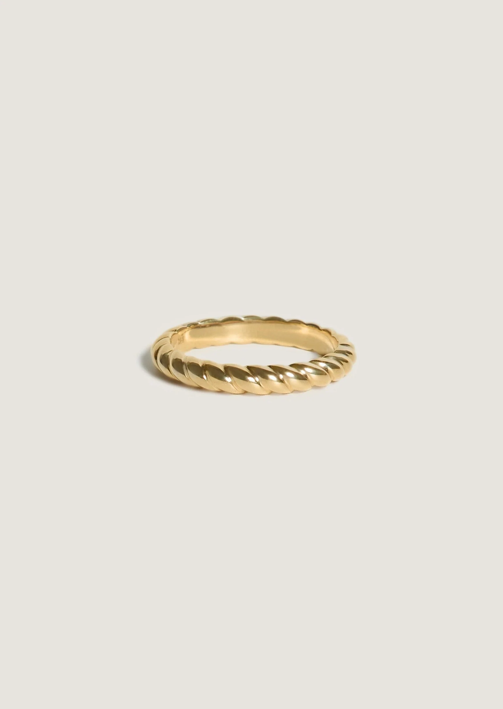 Kinn - Claudine Twist Ring