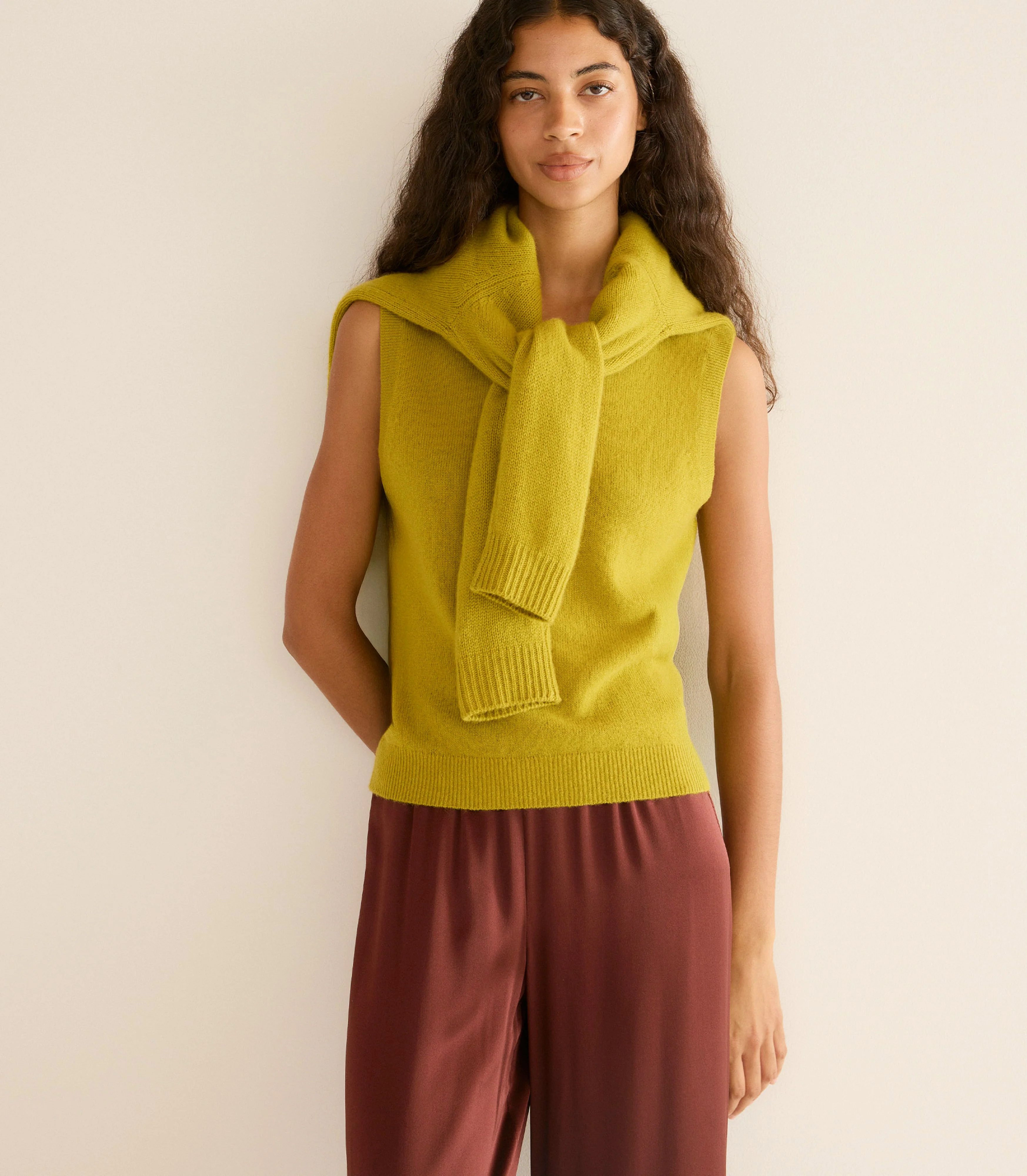 DOEN - DAMIA CASHMERE VEST - Image 2