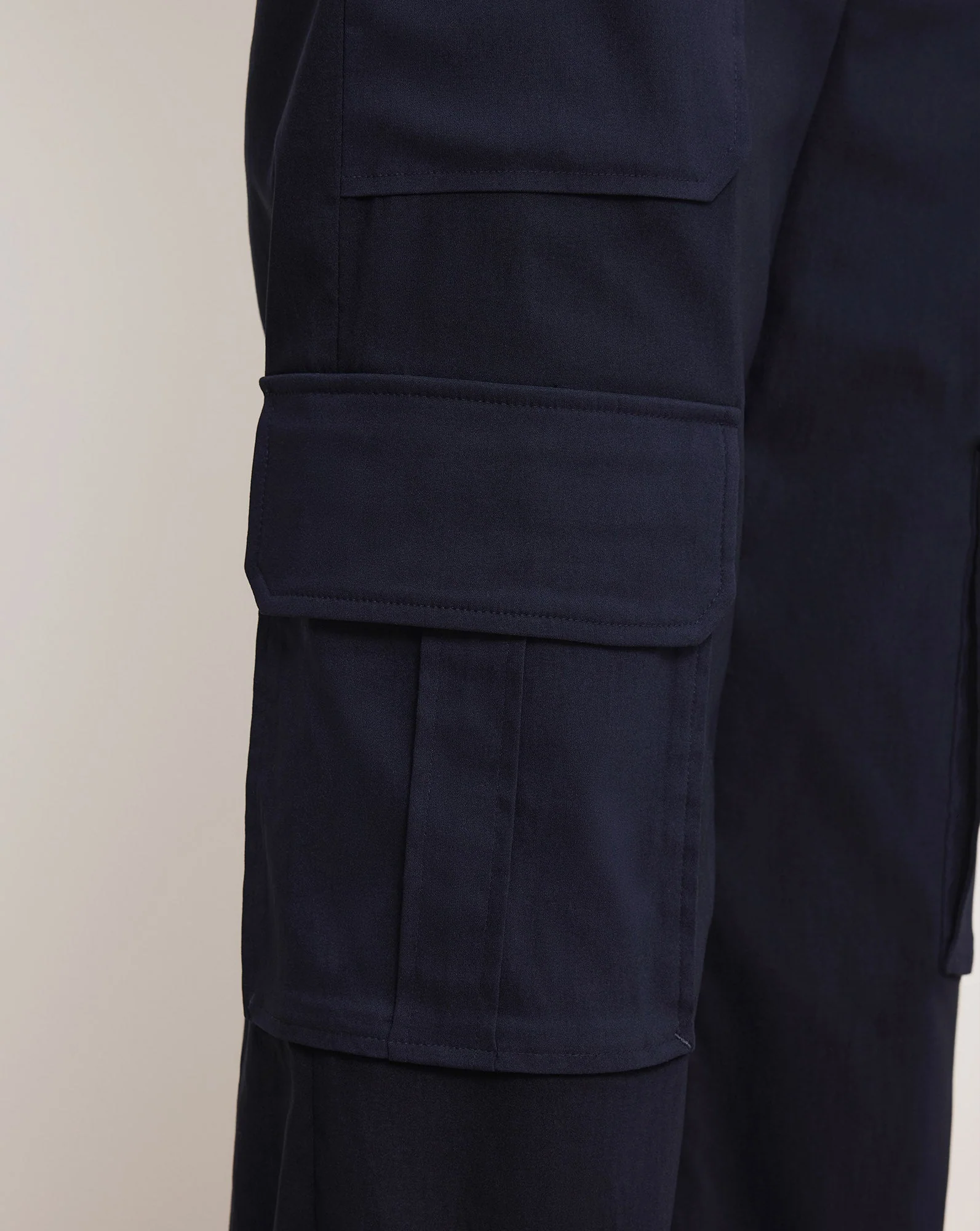 Veronica Beard - Dari Wide - Leg Cargo Pant - Image 6