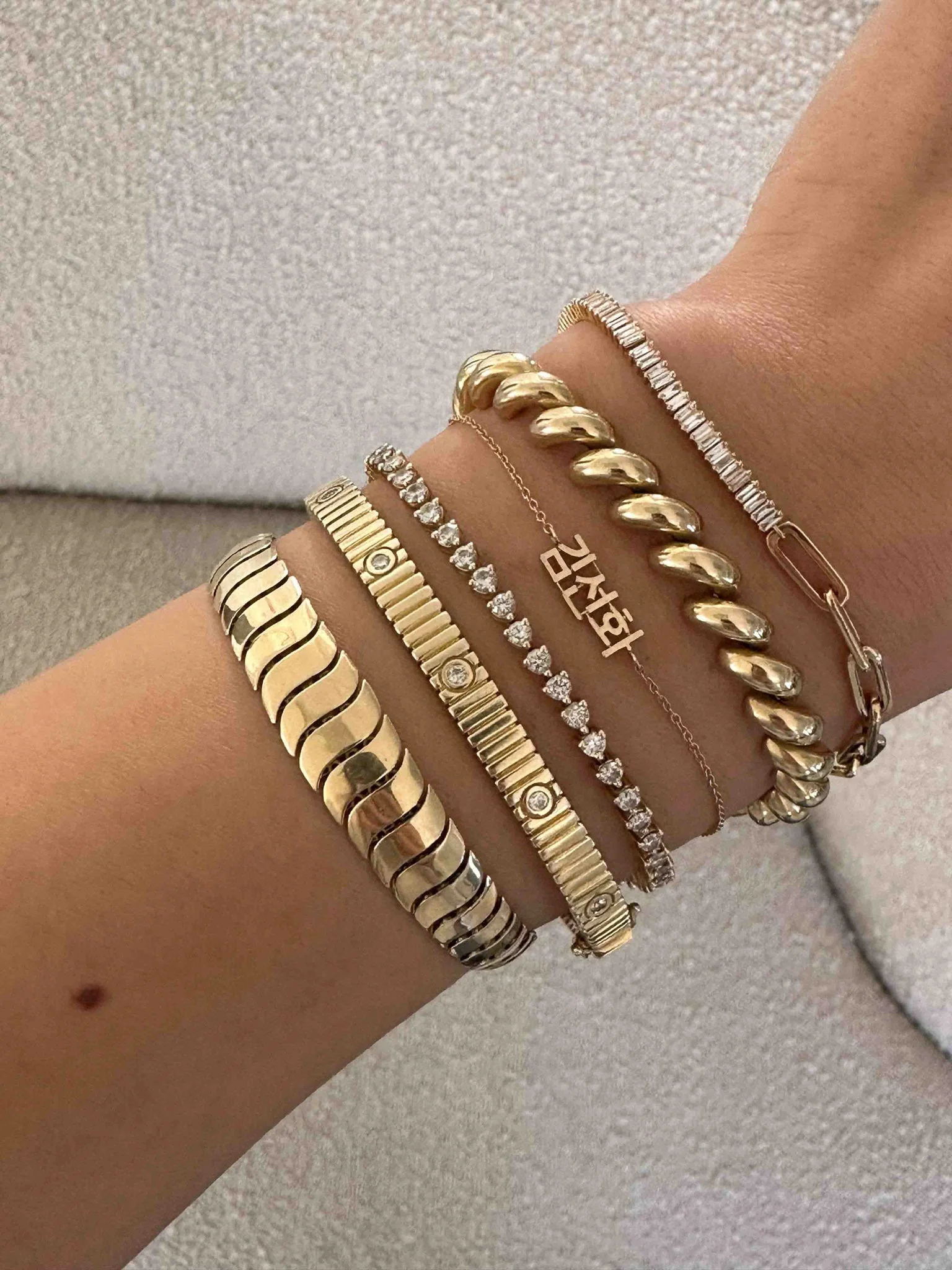 Kinn - Dear Kaia Nameplate Bracelet - Image 2