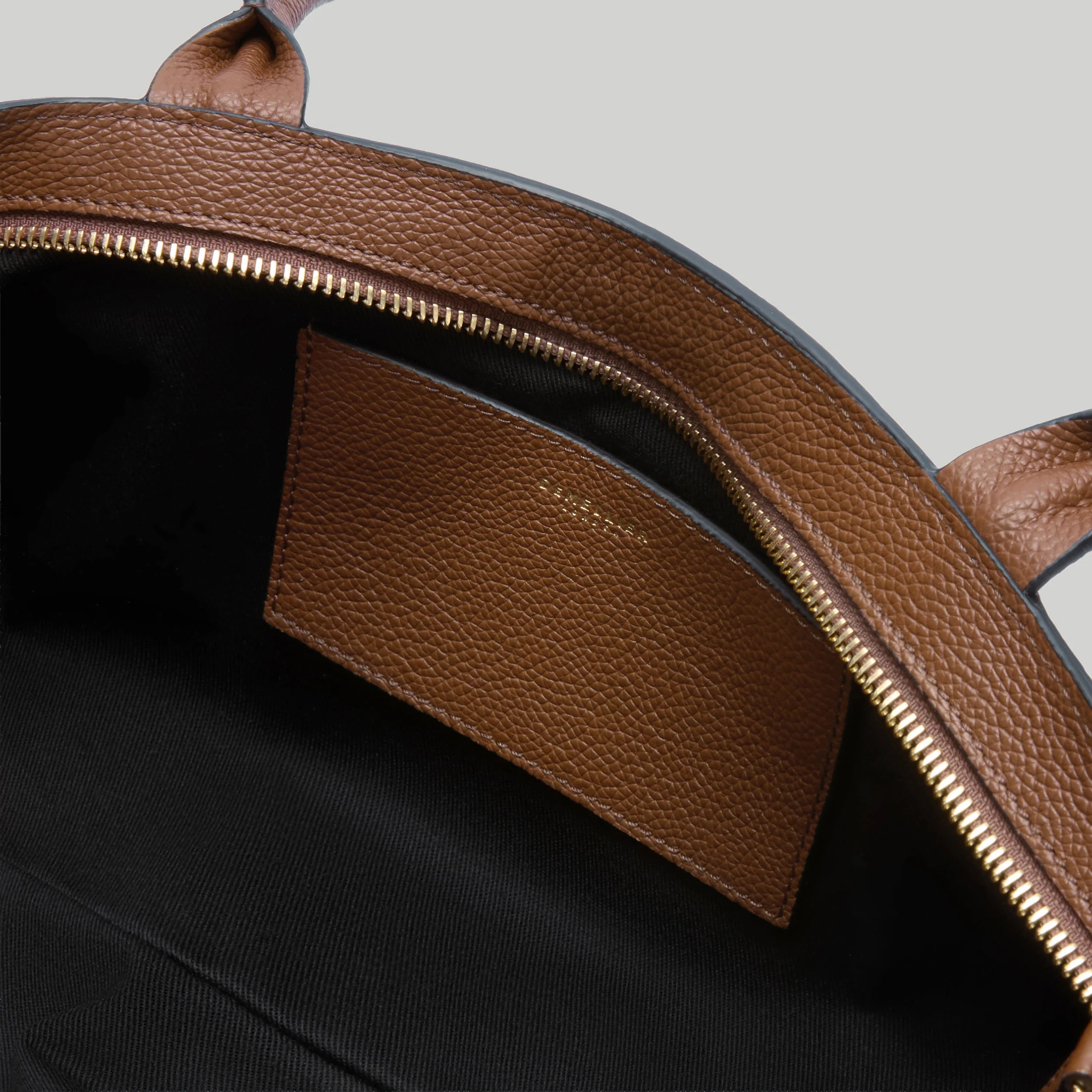 Demellier London - The New York Shoulder - Image 4