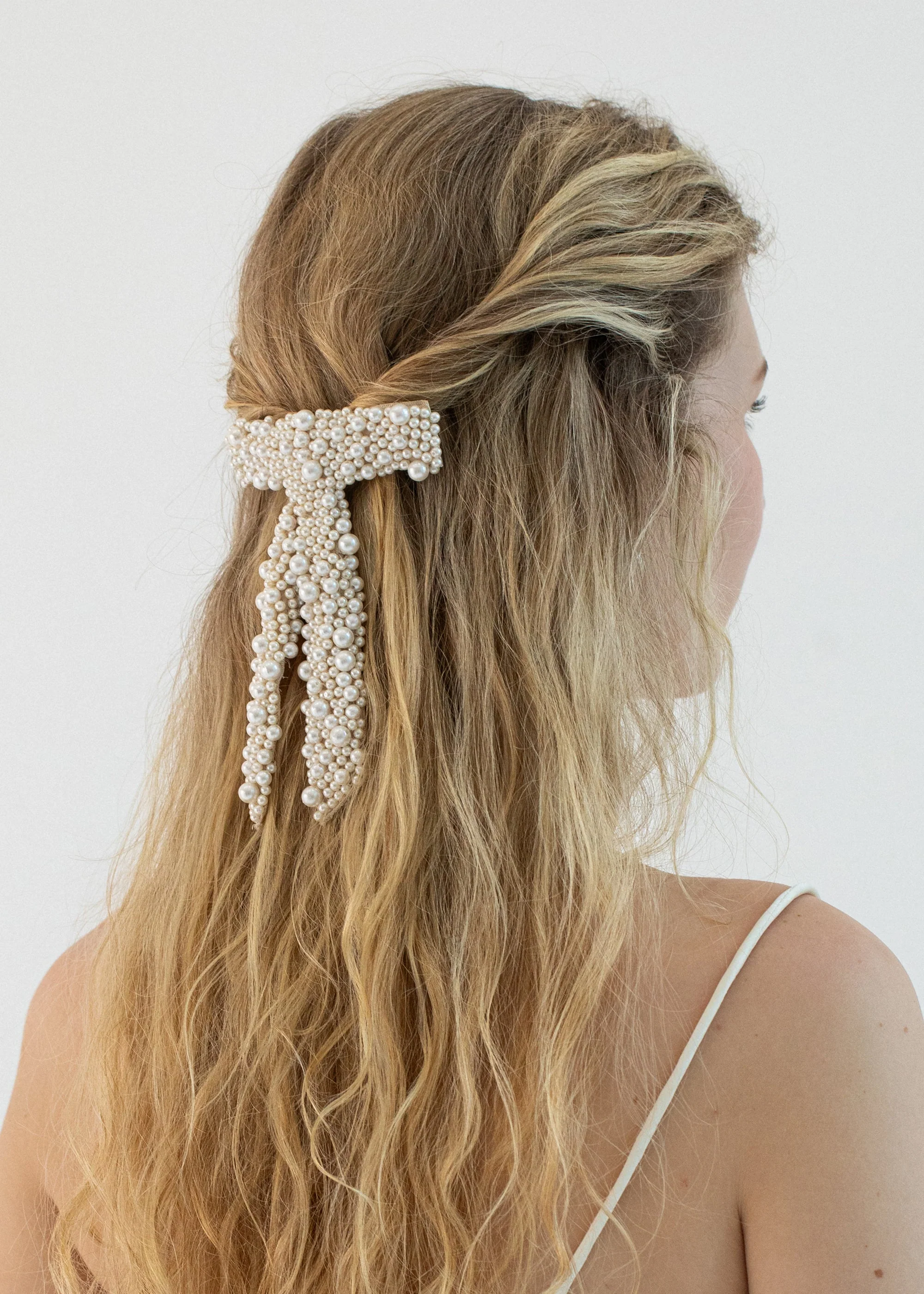Jennifer Behr - Donna Pearl Bow Barrette - Image 4