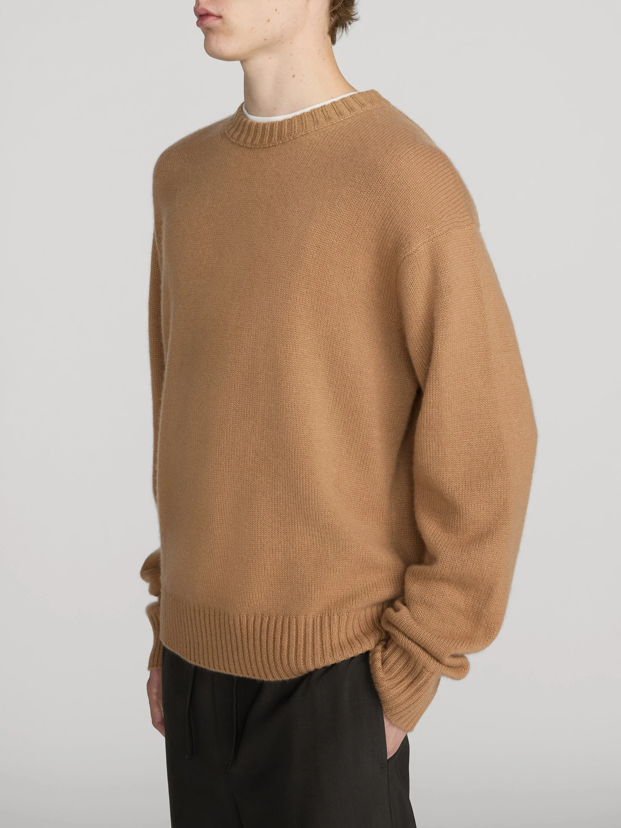 FRAME - Cashmere Crewneck Sweater - Image 4