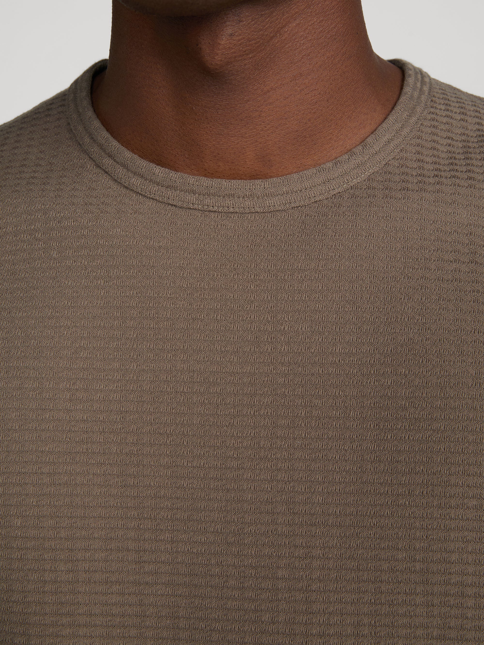 FRAME - Jacquard Stripe Tee - Image 5