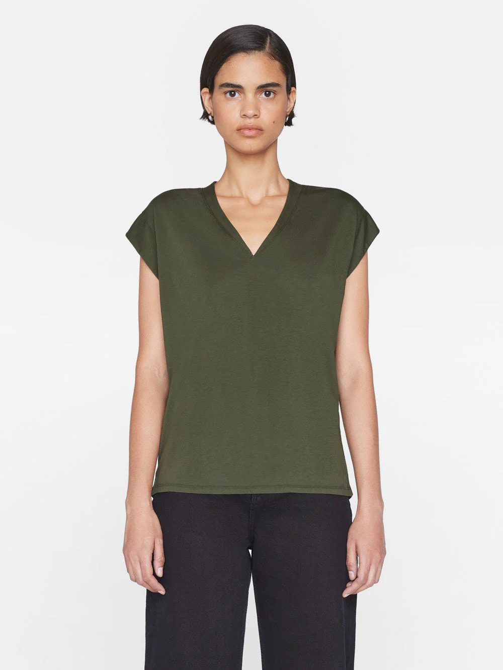 FRAME - Le Mid Rise V Neck Tee - Image 8