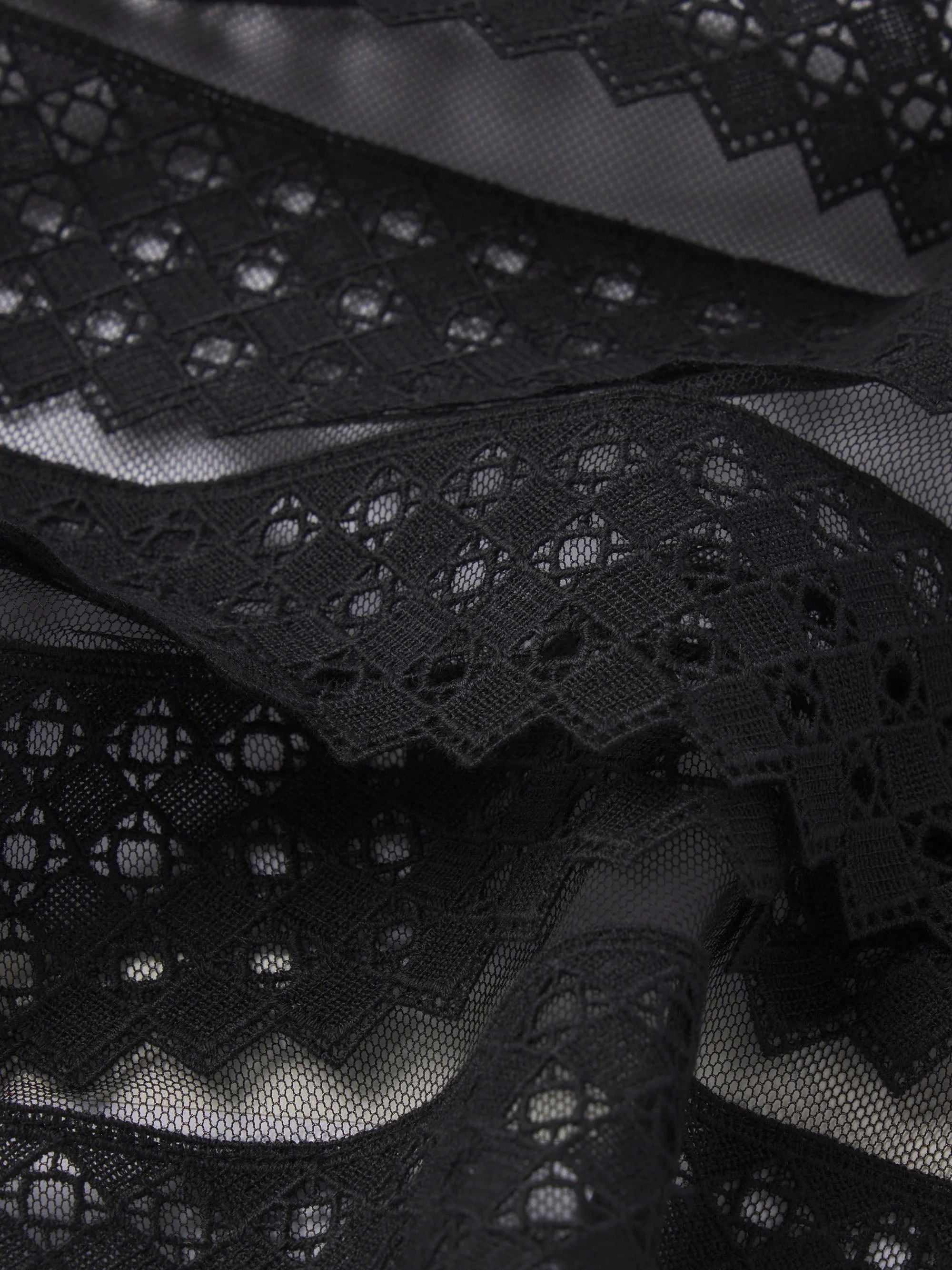 FRAME - The Lattice Crochet Cami - Image 6
