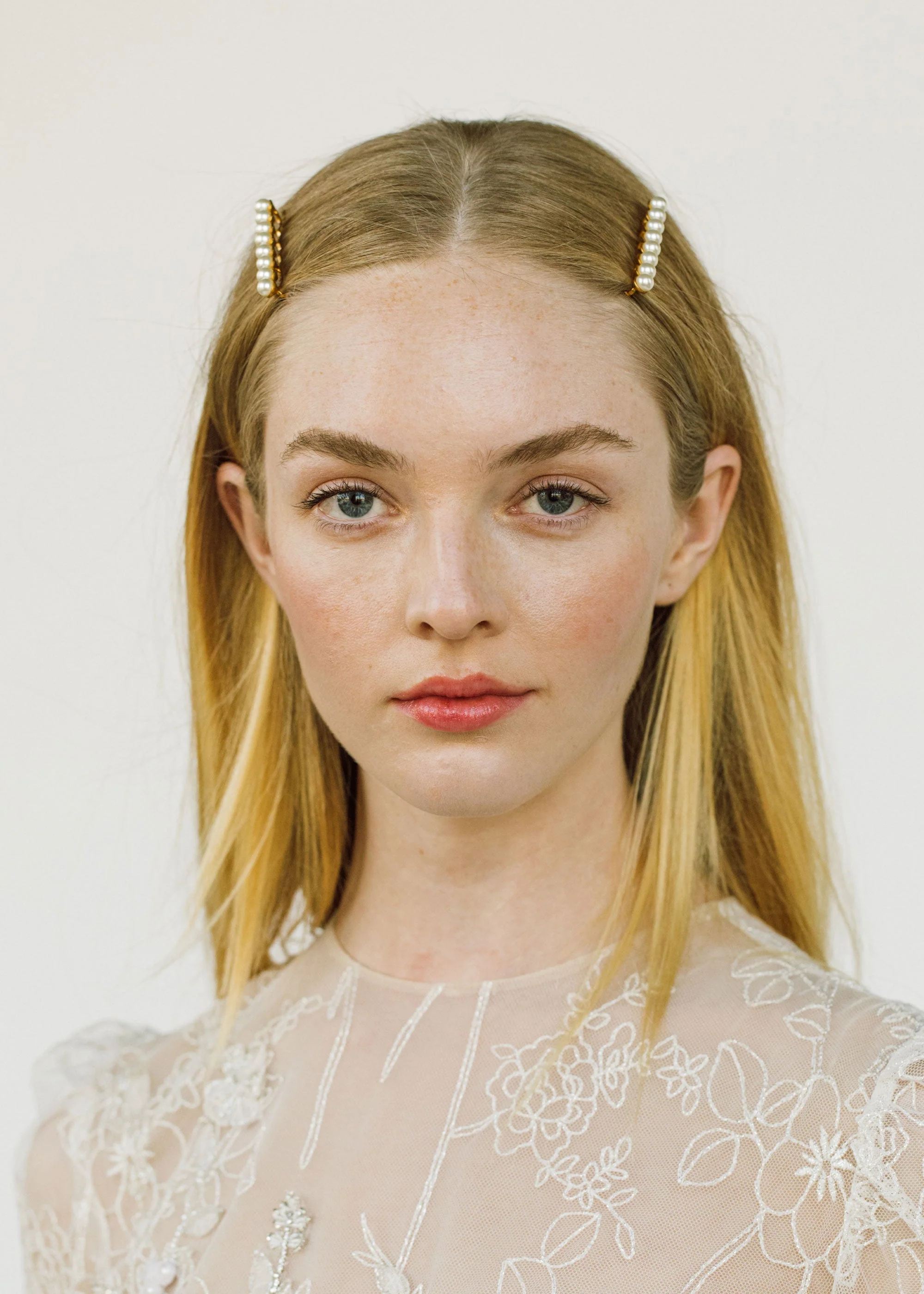 Jennifer Behr - Gracie Pearl Bobby Pins - Image 5