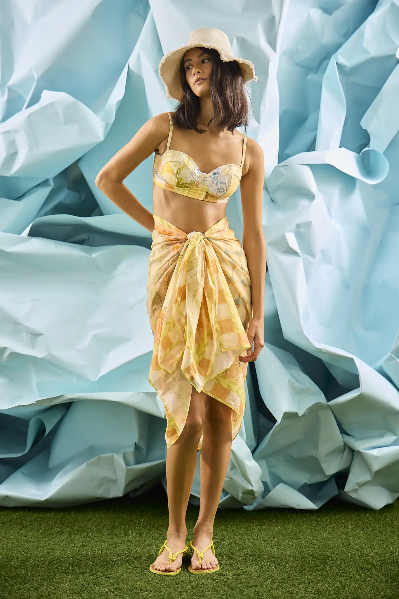 Hunter Bell - Sarong - Image 4