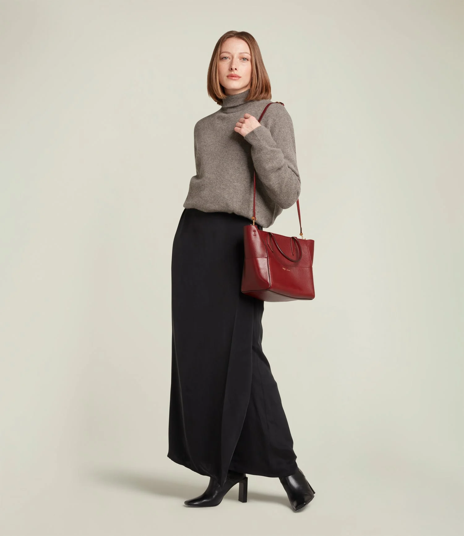 Metier - Incognito Crossbody Cabas Buffalo Dark Cherry - Image 5