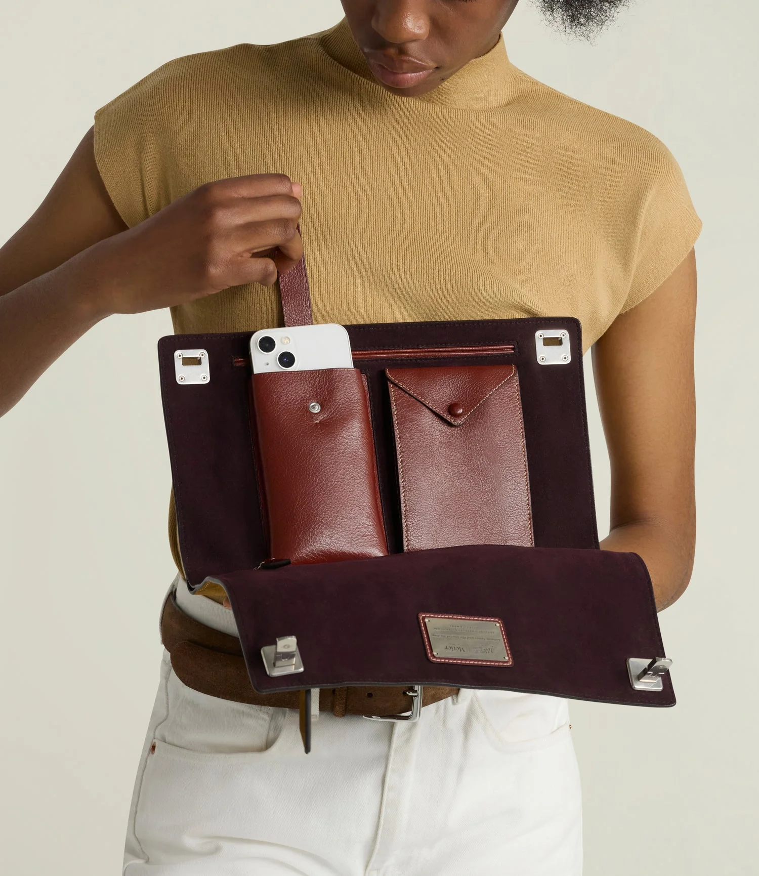 Metier - Main W INDIANA JONES™ Runaway Marrakech Suede - Collector’s Edition - Image 7