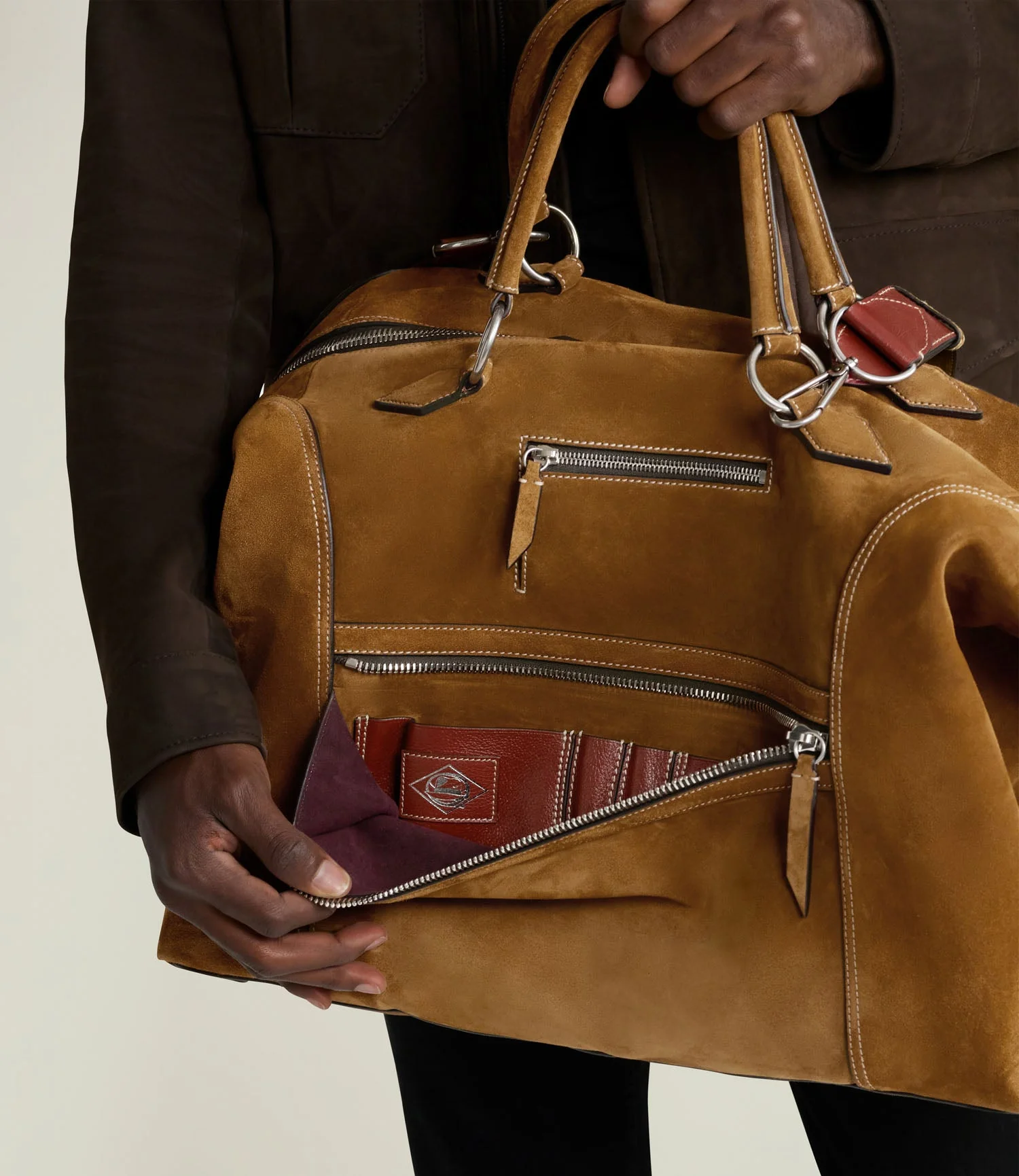 Metier - INDIANA JONES™ Vagabond Duffle Marrakech Suede - Collector’s Edition 2/10 - Image 9