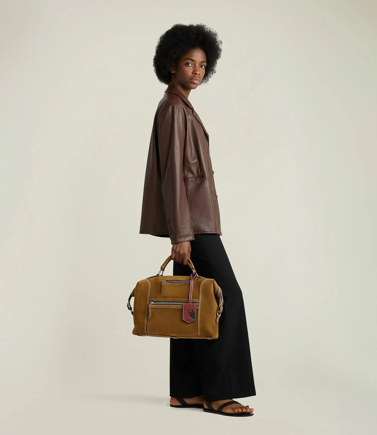 Metier - W INDIANA JONES™ Vagabond Messenger Marrakech Suede - Collector’s Edition 7/10 - Image 9