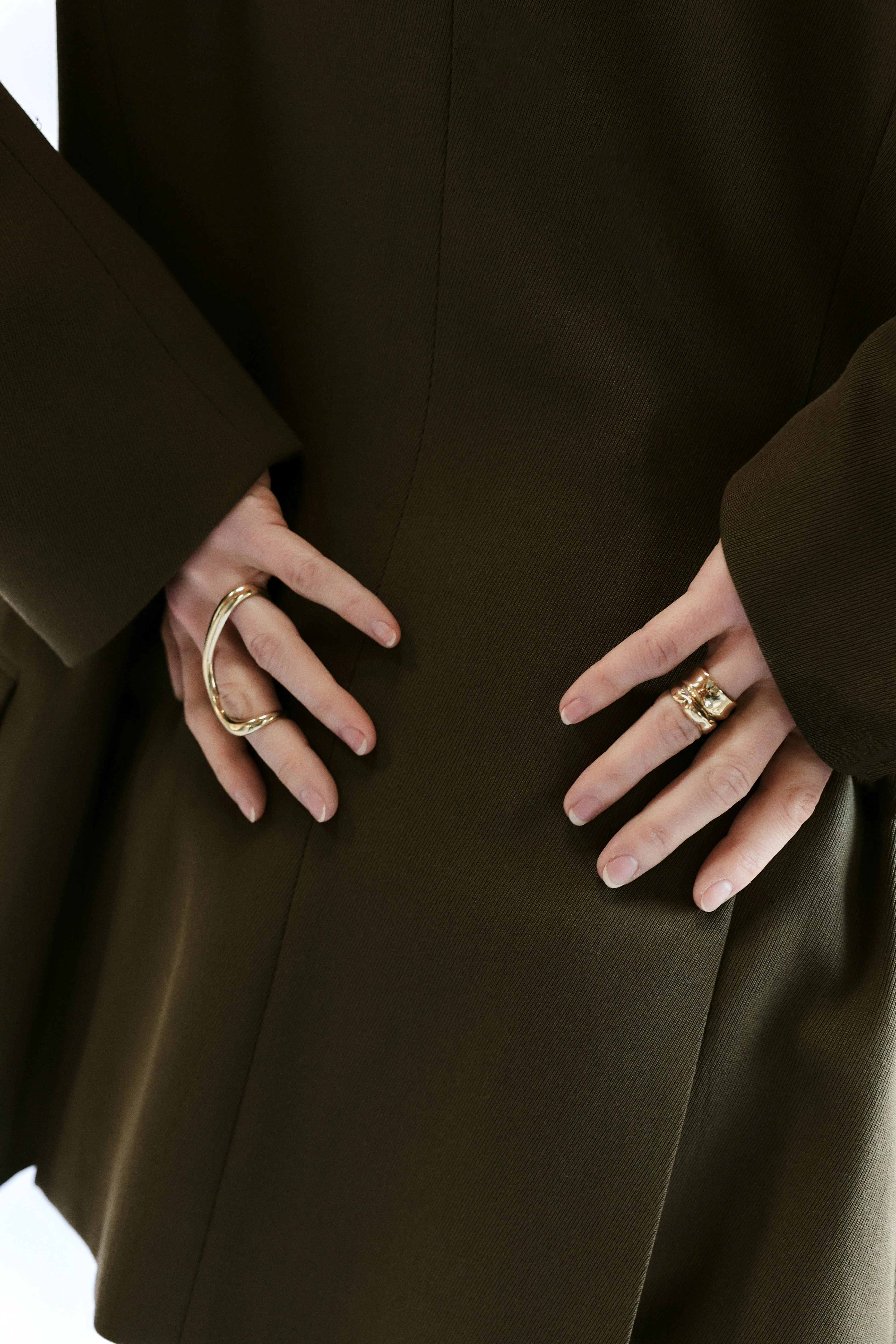 Kinn - J Ring Diamond Gold - Image 4