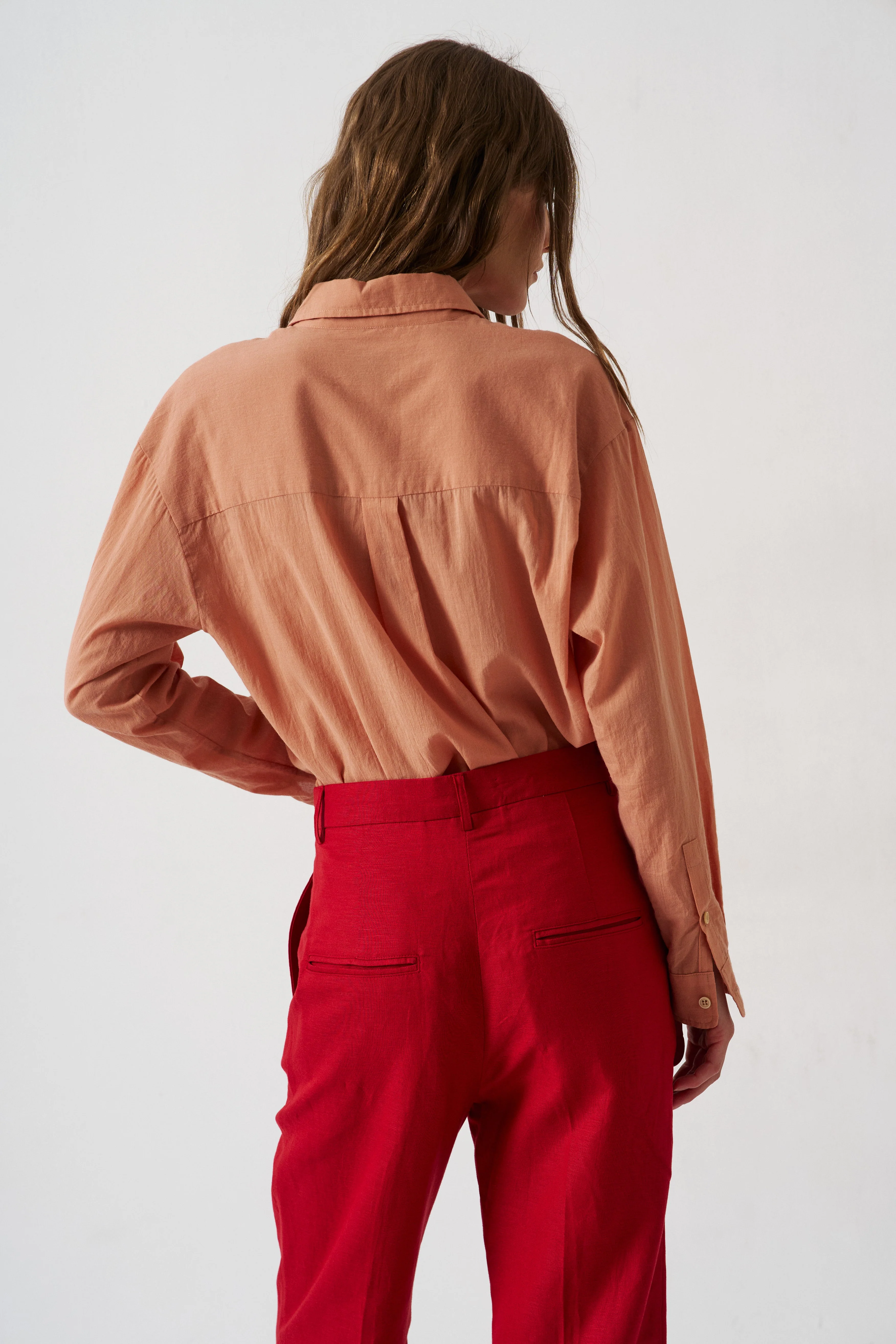 Jamie Haller - The Cotton Essential Shirt in Dusty Peach - Image 7