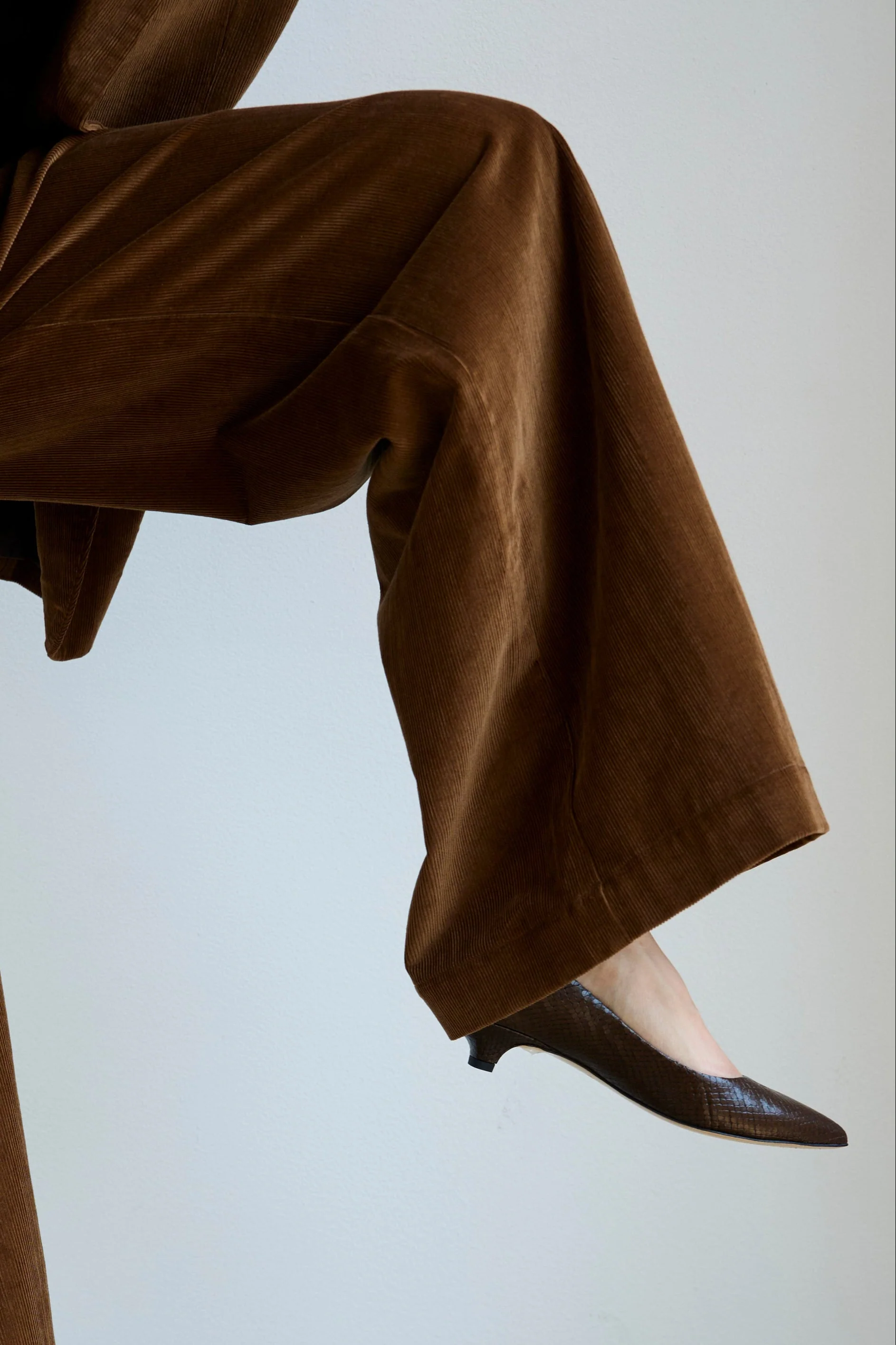 Jamie Haller - The Kitty Point Heel in Coffee Snake - Image 6