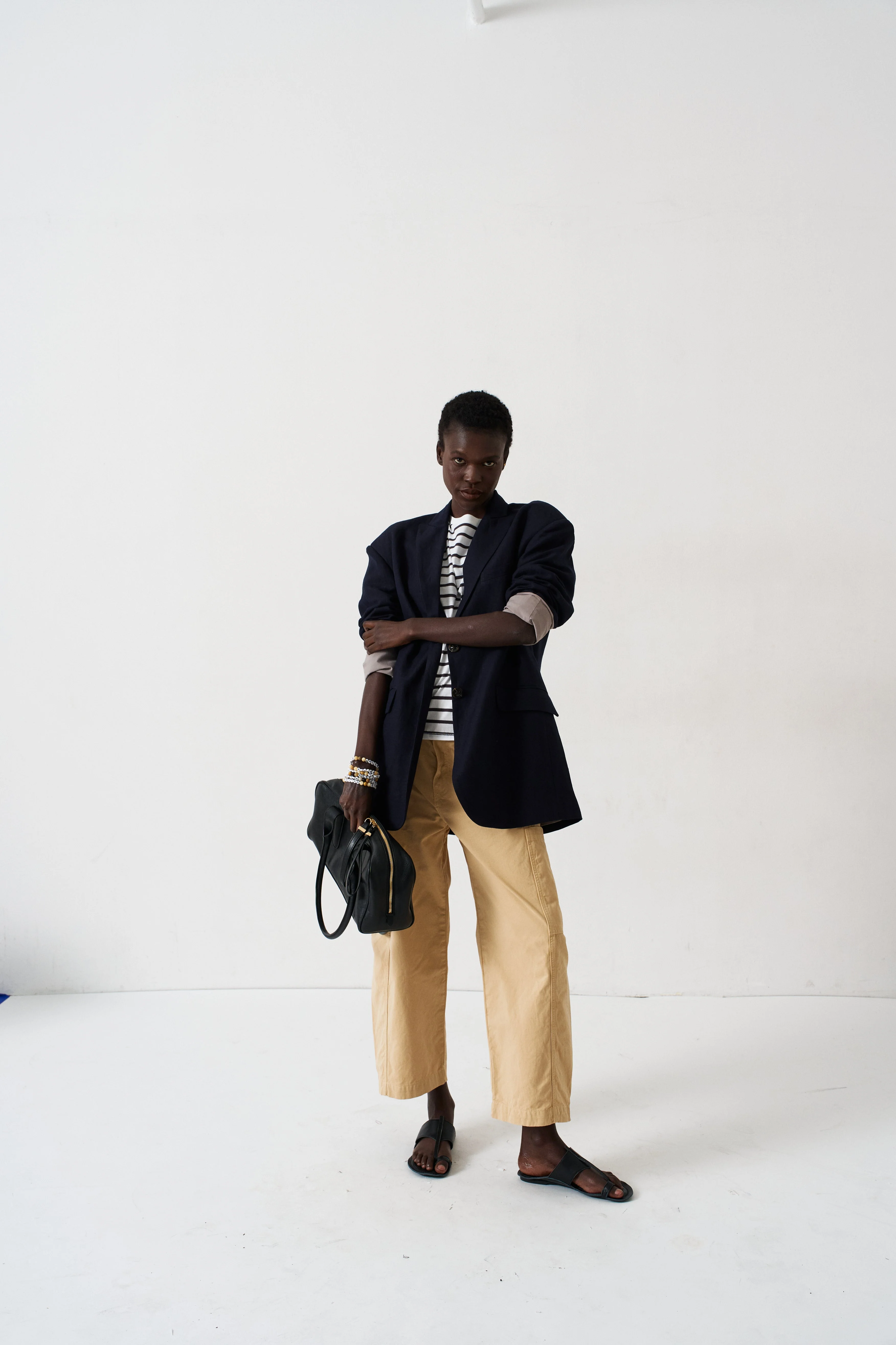 Jamie Haller - The Linen Oversized Blazer in Navy - Image 8