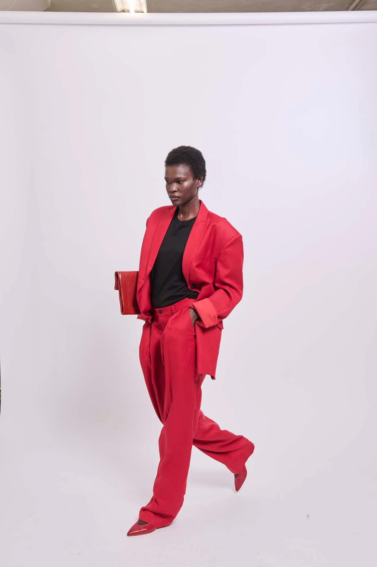 Jamie Haller - The Trap Pump in Red - Image 8