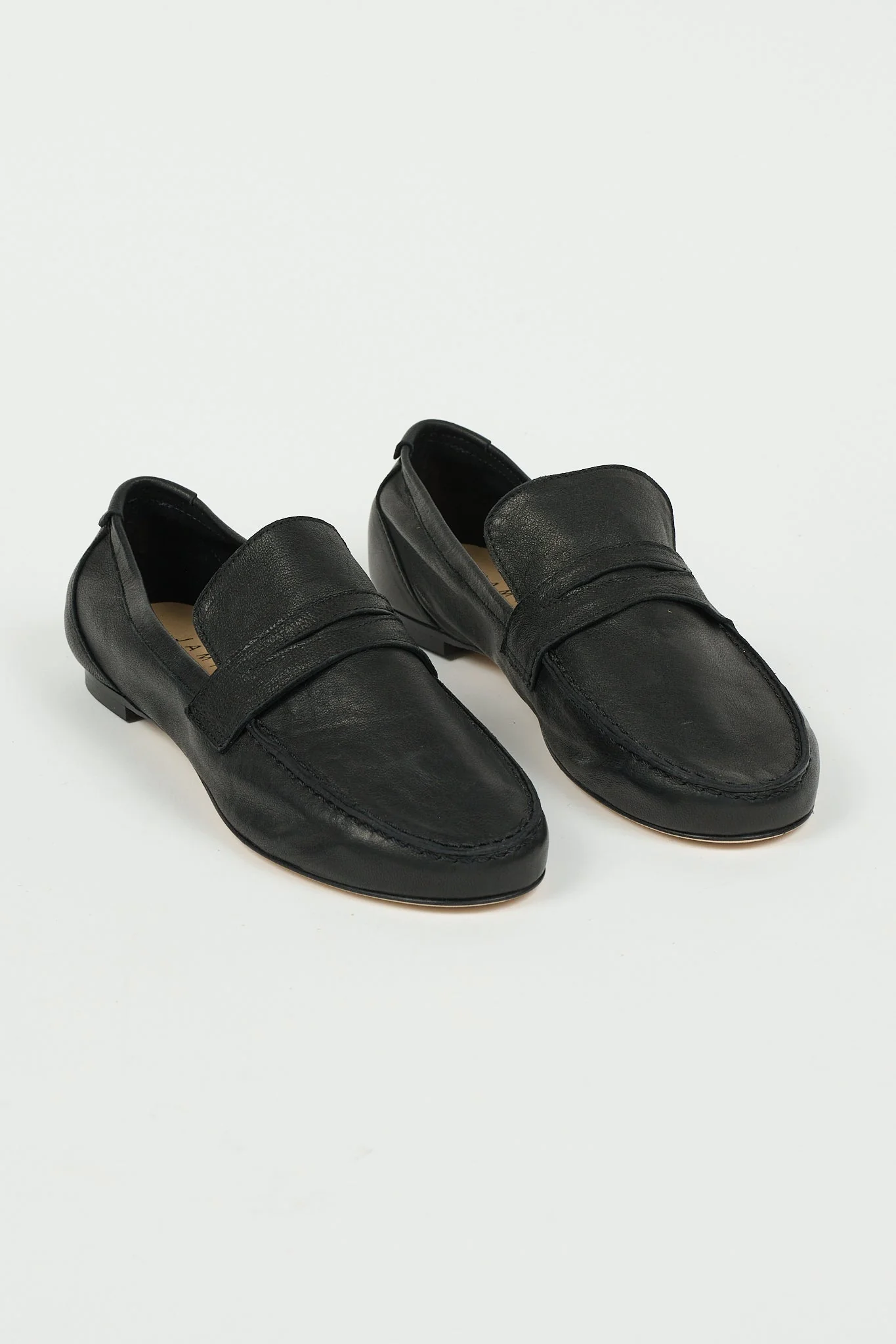 Jamie Haller - The Unlined Penny Loafer in Nero - Image 3