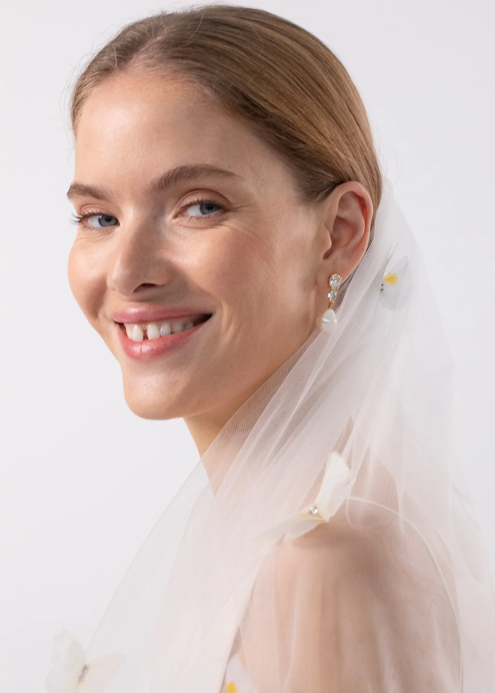 Jennifer Behr - Allira Veil - Image 5