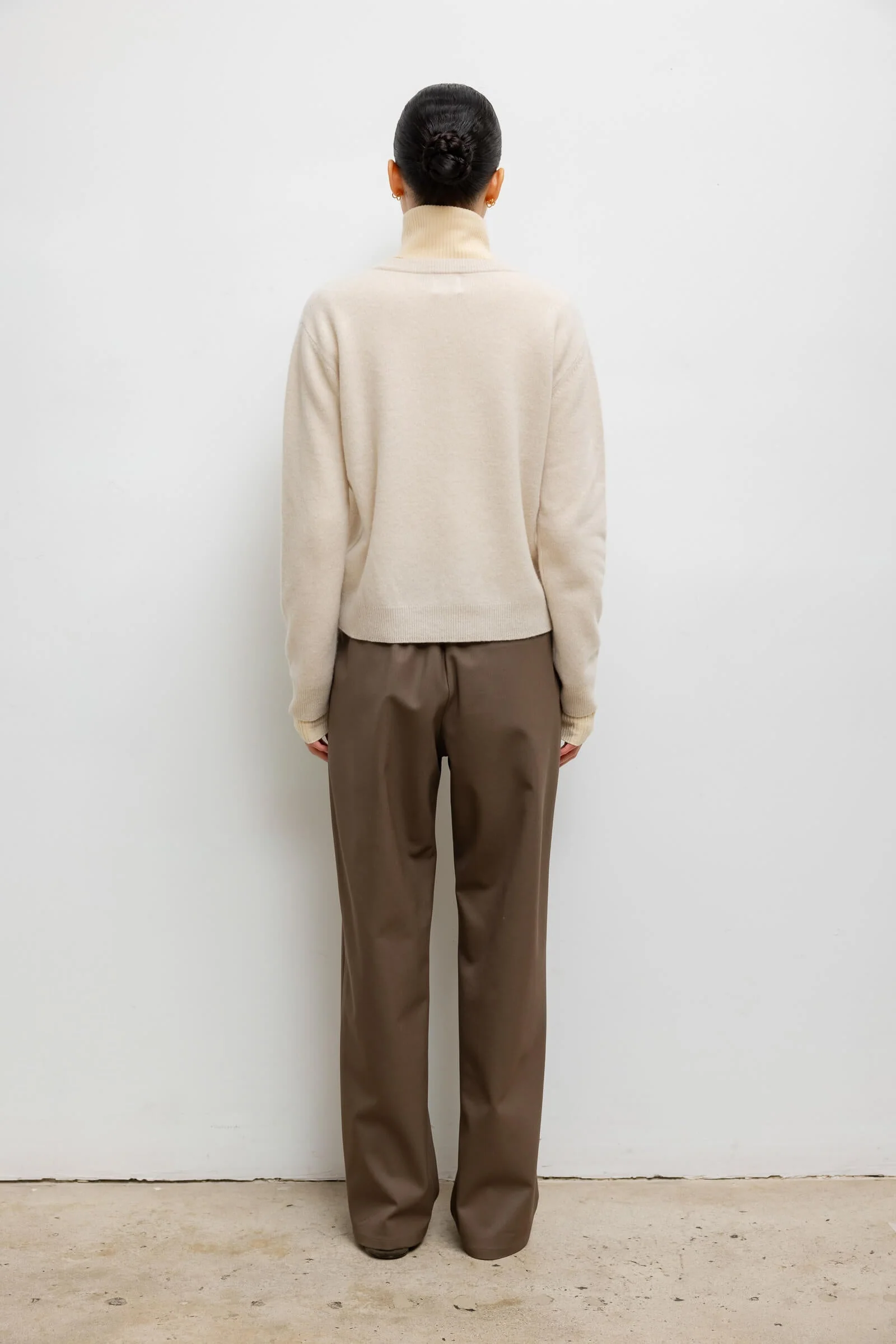 Leset - Jesse V Neck Pullover - Image 7