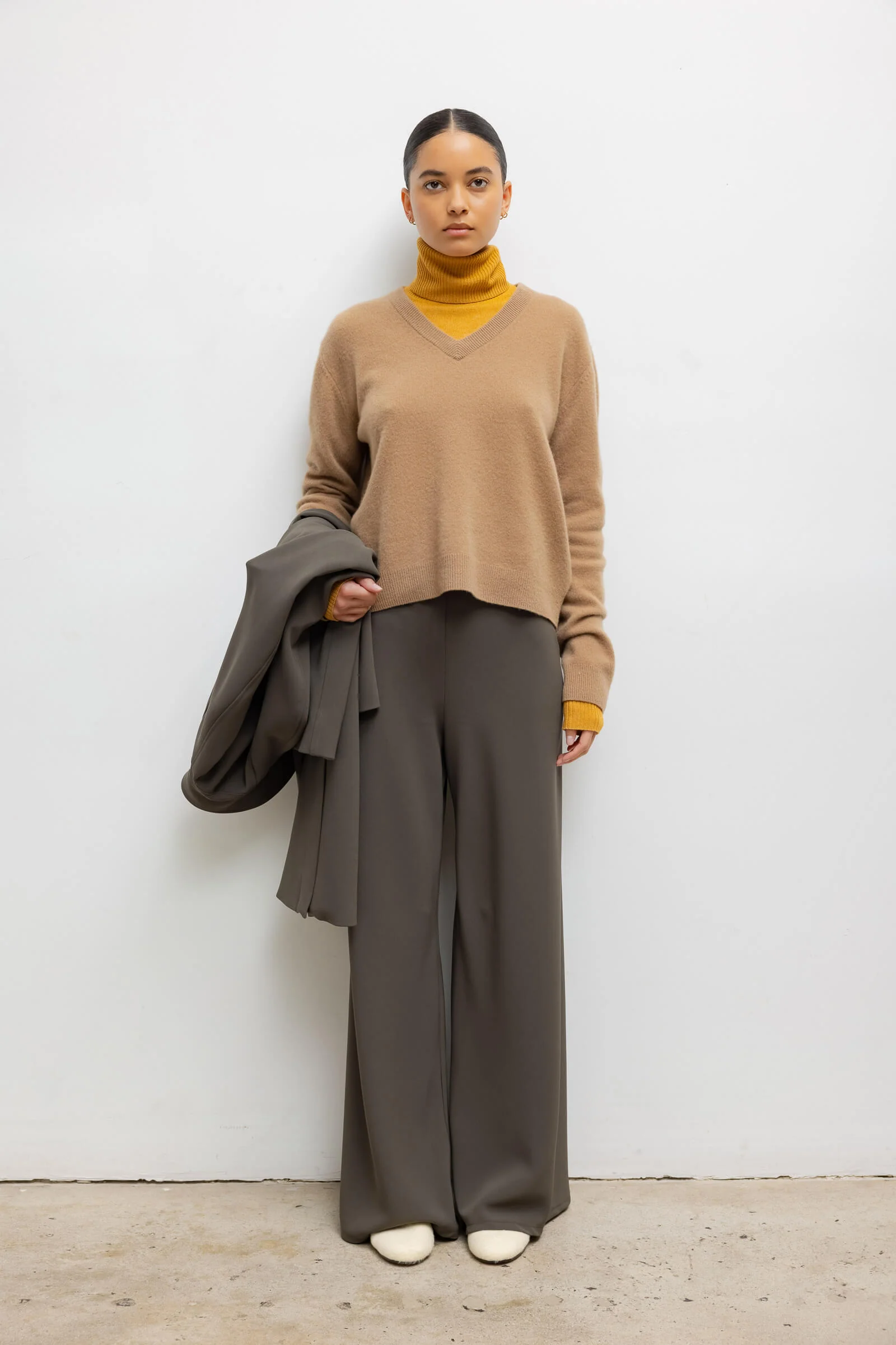Leset - Jesse V Neck Pullover - Image 2