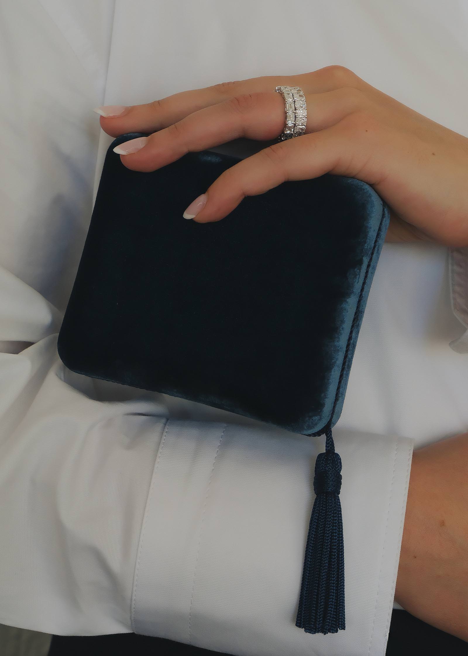 Kinn - The Keepsake Jewelry Box - Image 3