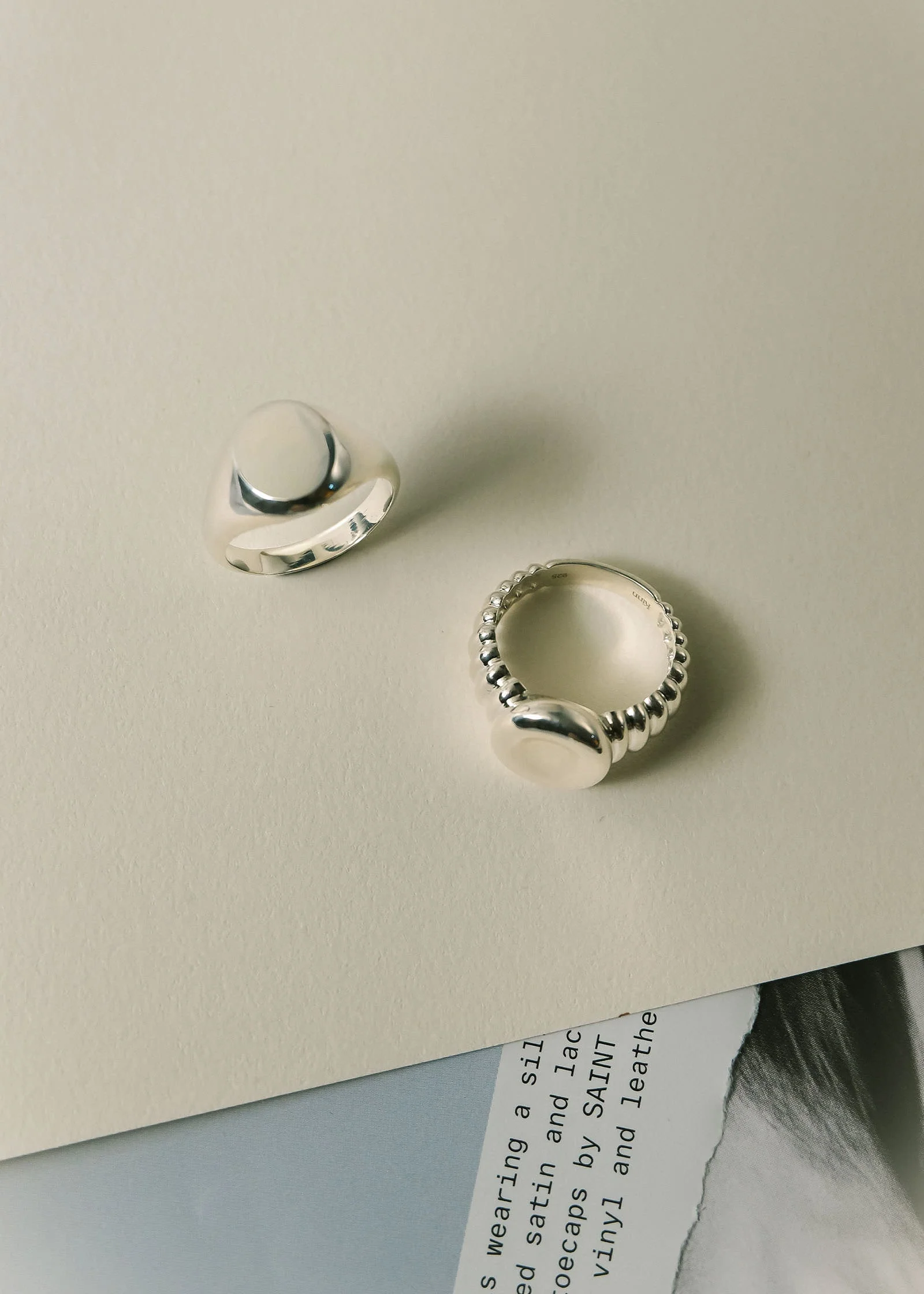Kinn - Bold Classic Signet Ring Silver - Image 5