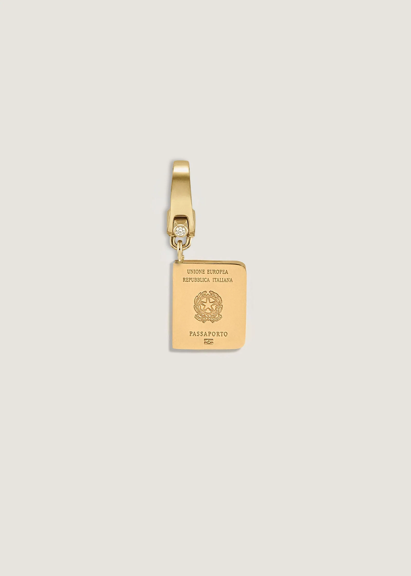 Kinn - Italian Heritage Passport Charm