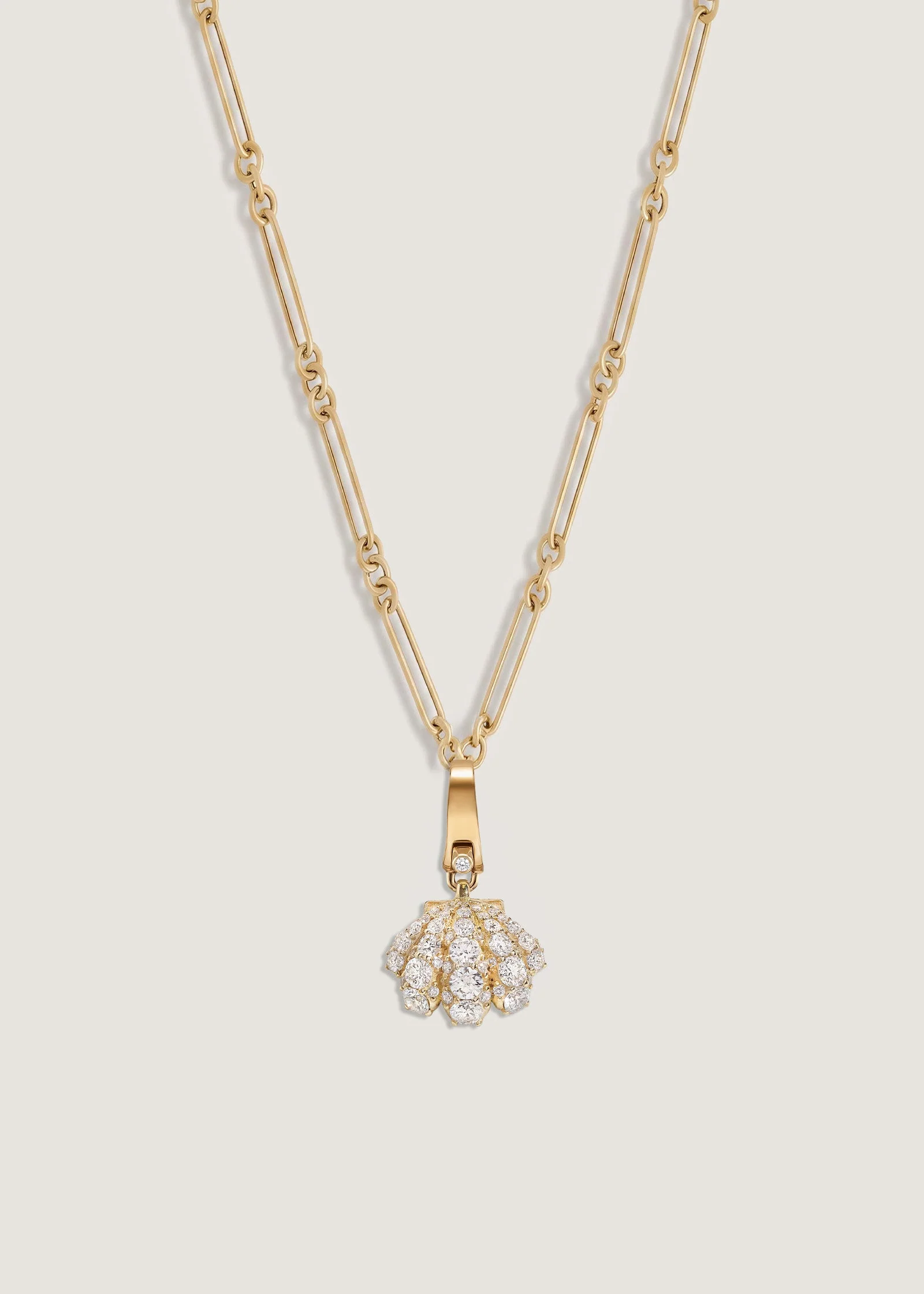 Kinn - Pavé Diamond Shell Charm Necklace - Image 7