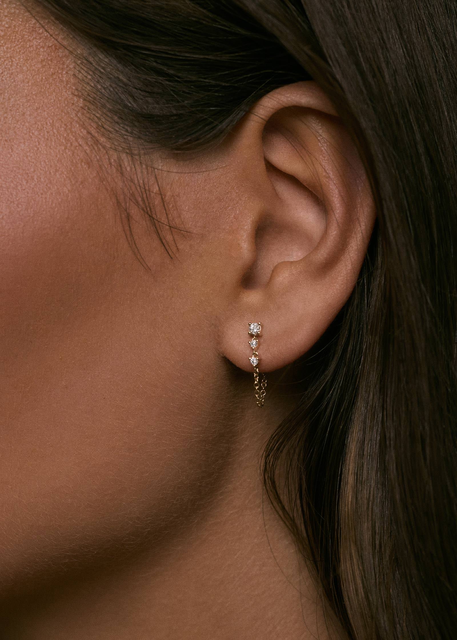 Kinn - Three Stone Chain Earrings Diamond - Image 2