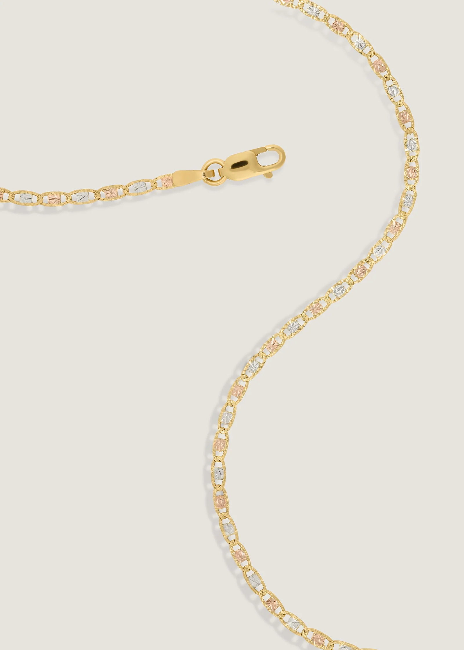 Kinn - Valentino Tri - Color Gold Chain - Image 5