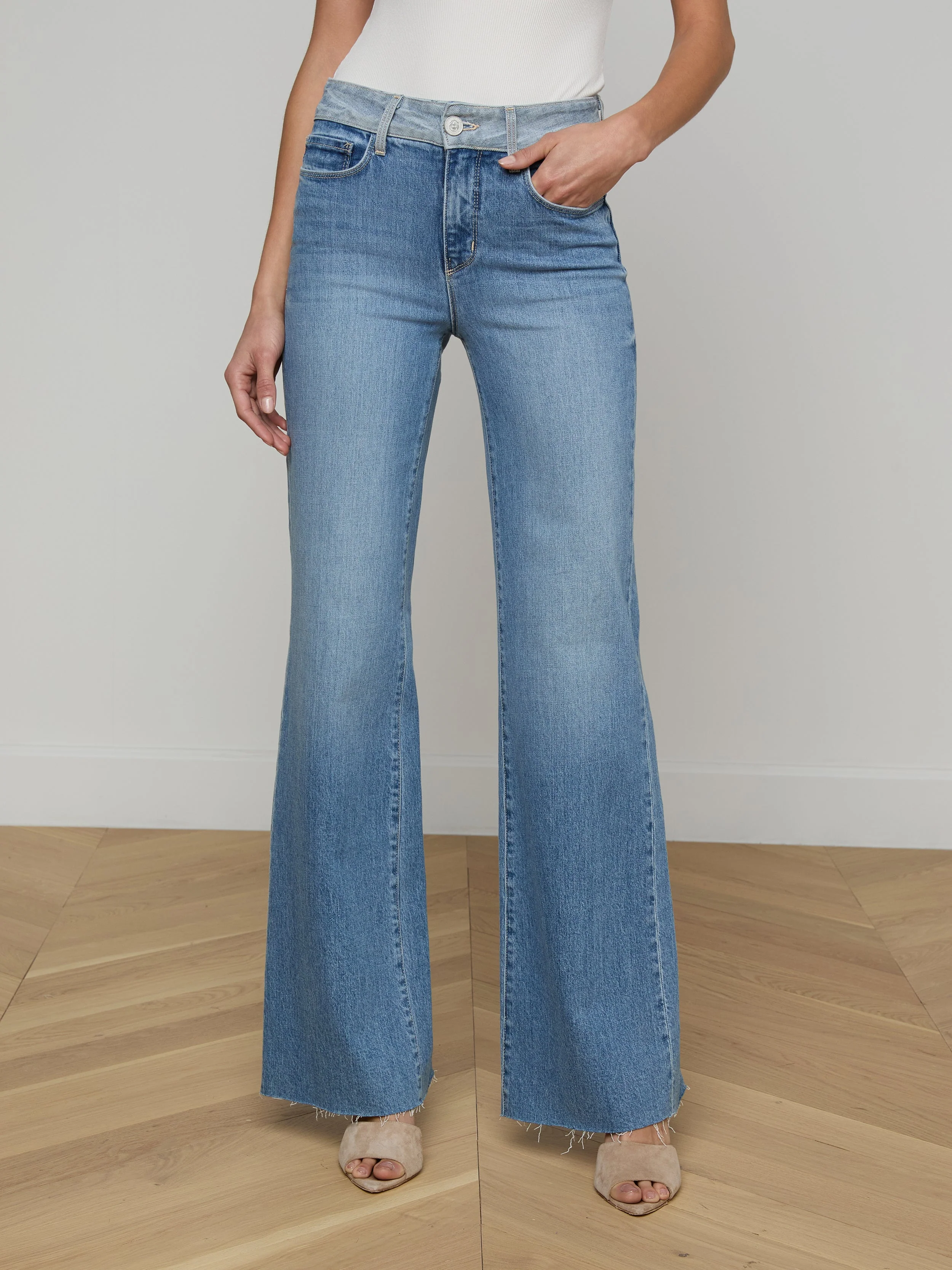 L'AGENCE - Louane Wide - Leg Flare Jean - Image 3