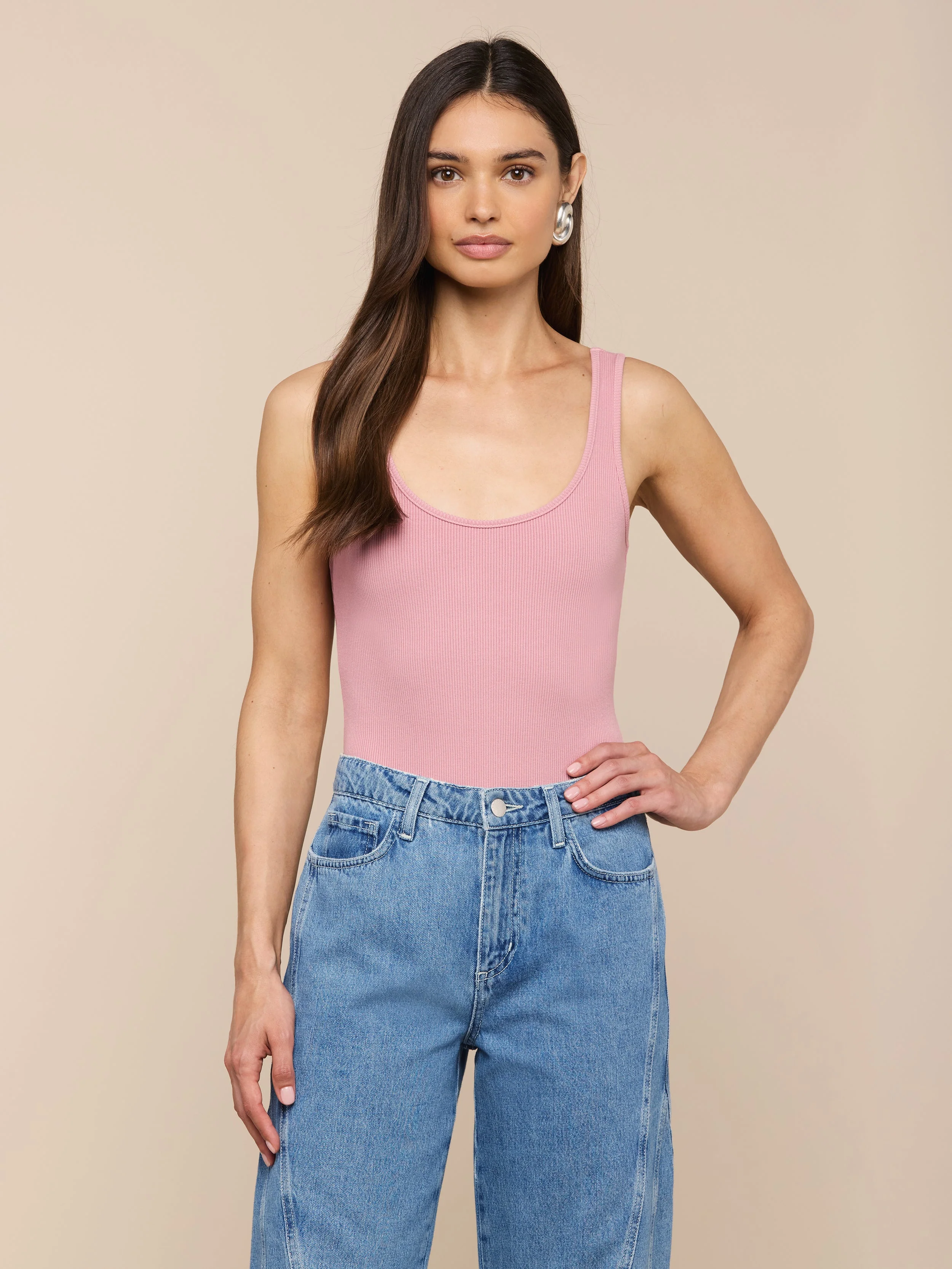 L'AGENCE - Nica Scoopneck Bodysuit