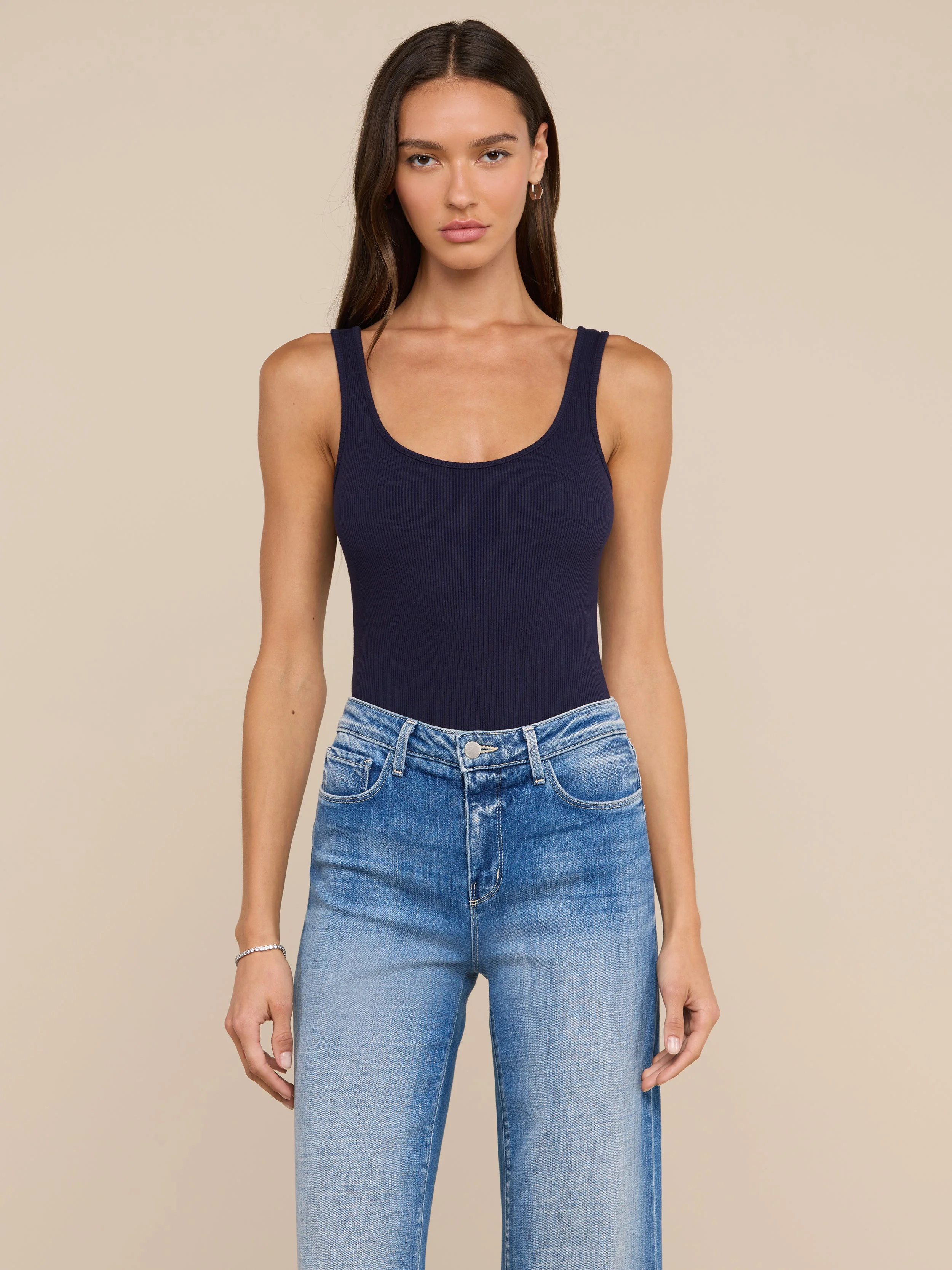 L'AGENCE - Nica Scoopneck Bodysuit