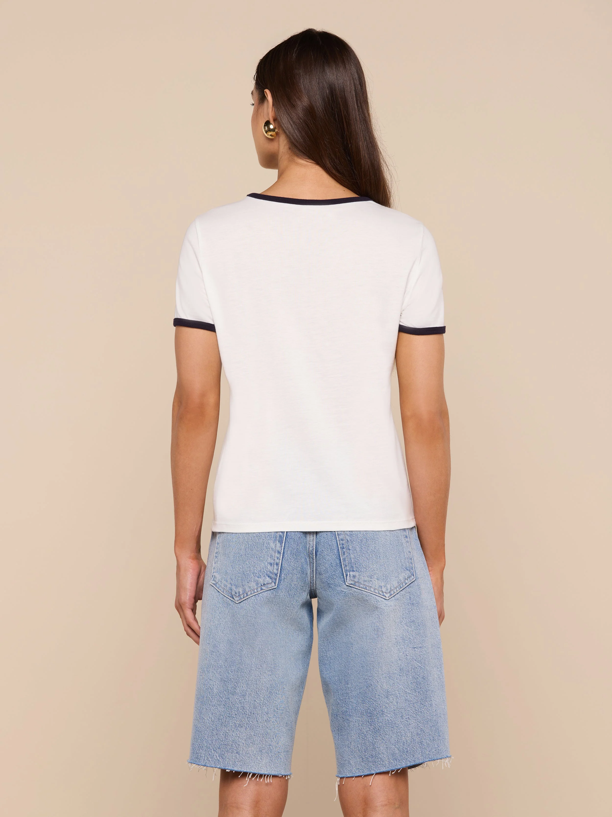 L'AGENCE - Tommie Crewneck Tee - Image 4