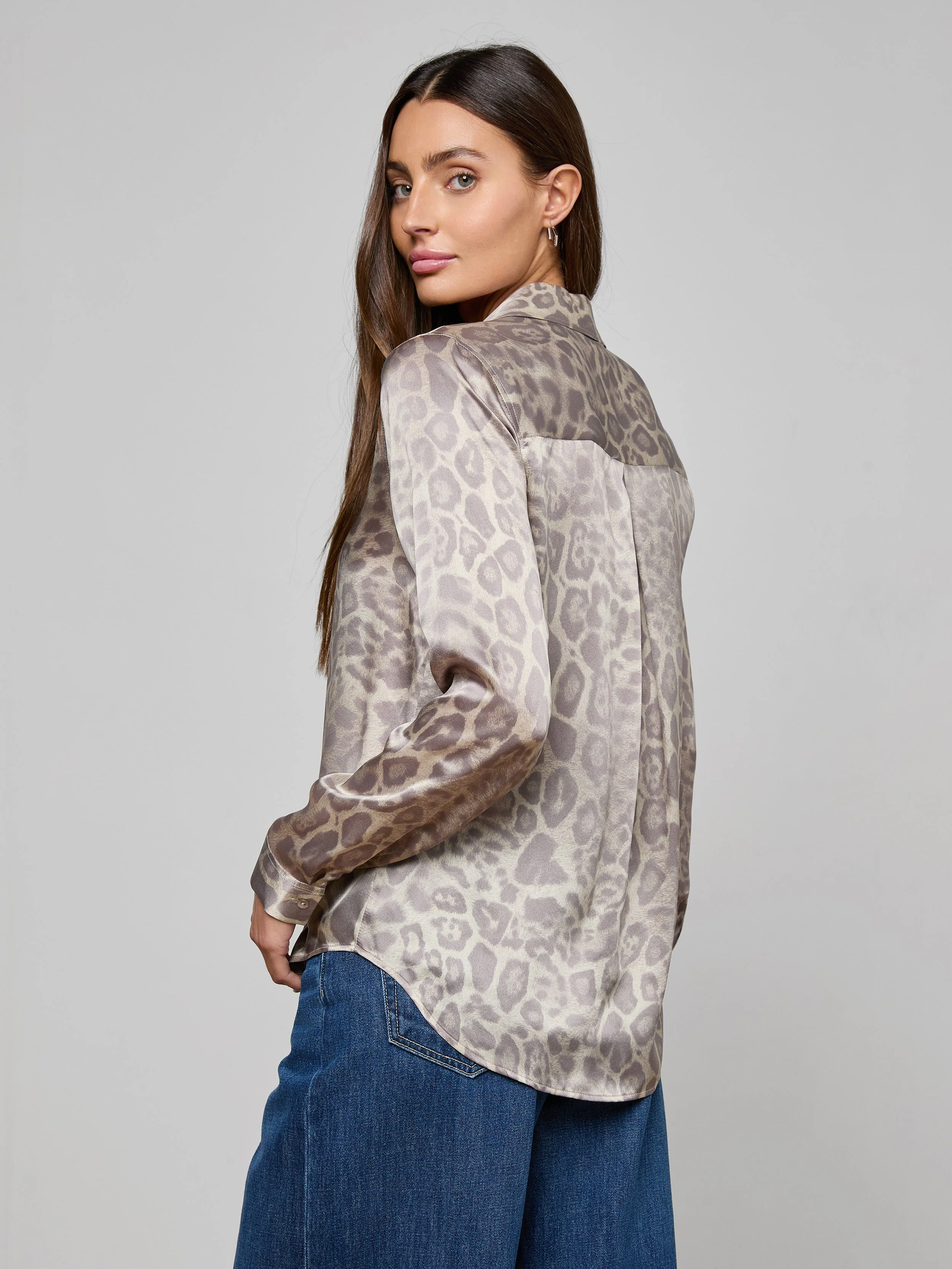 L'AGENCE - Tyler Silk Blouse - Image 4