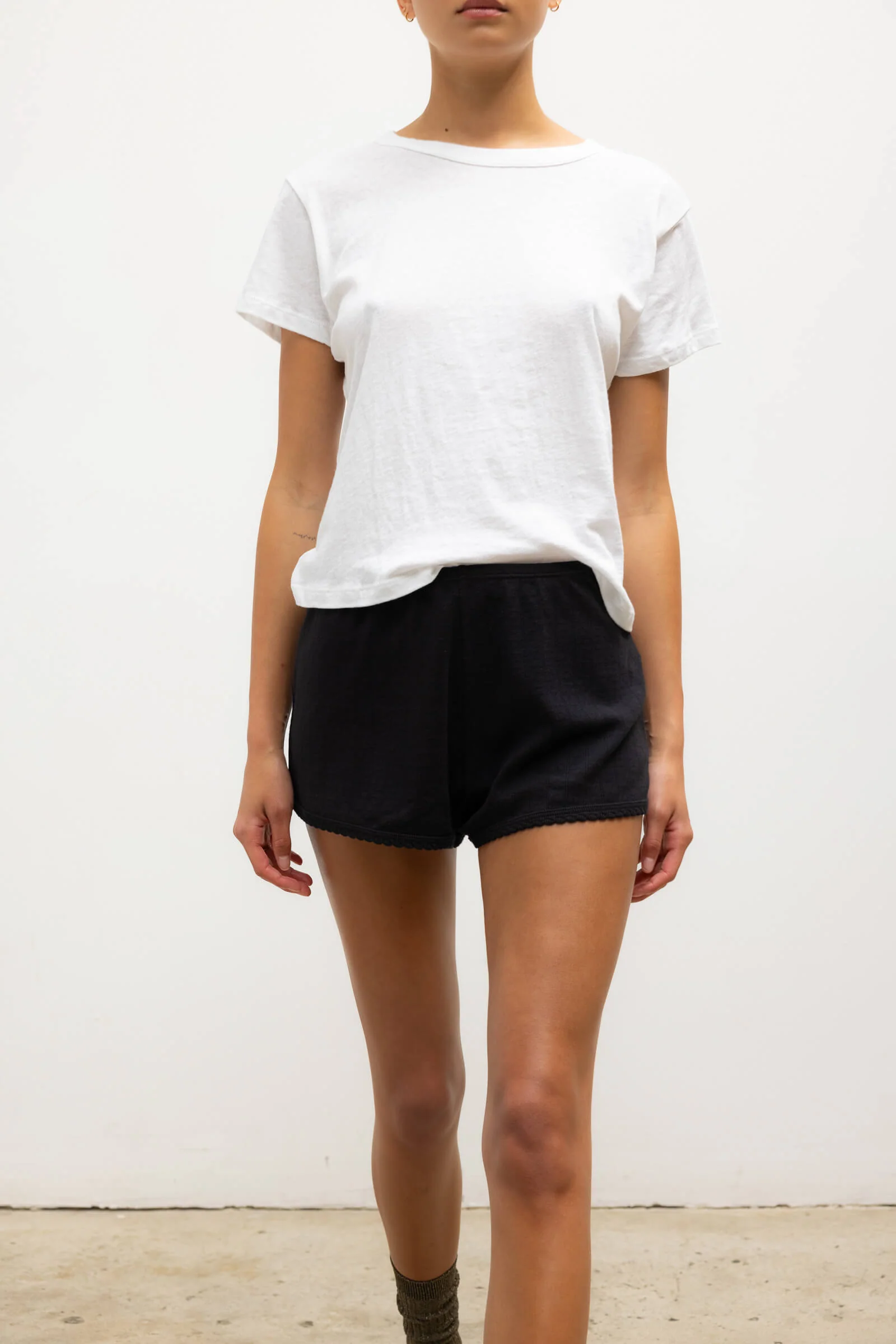 Leset - Laura Margo Tee - Image 5