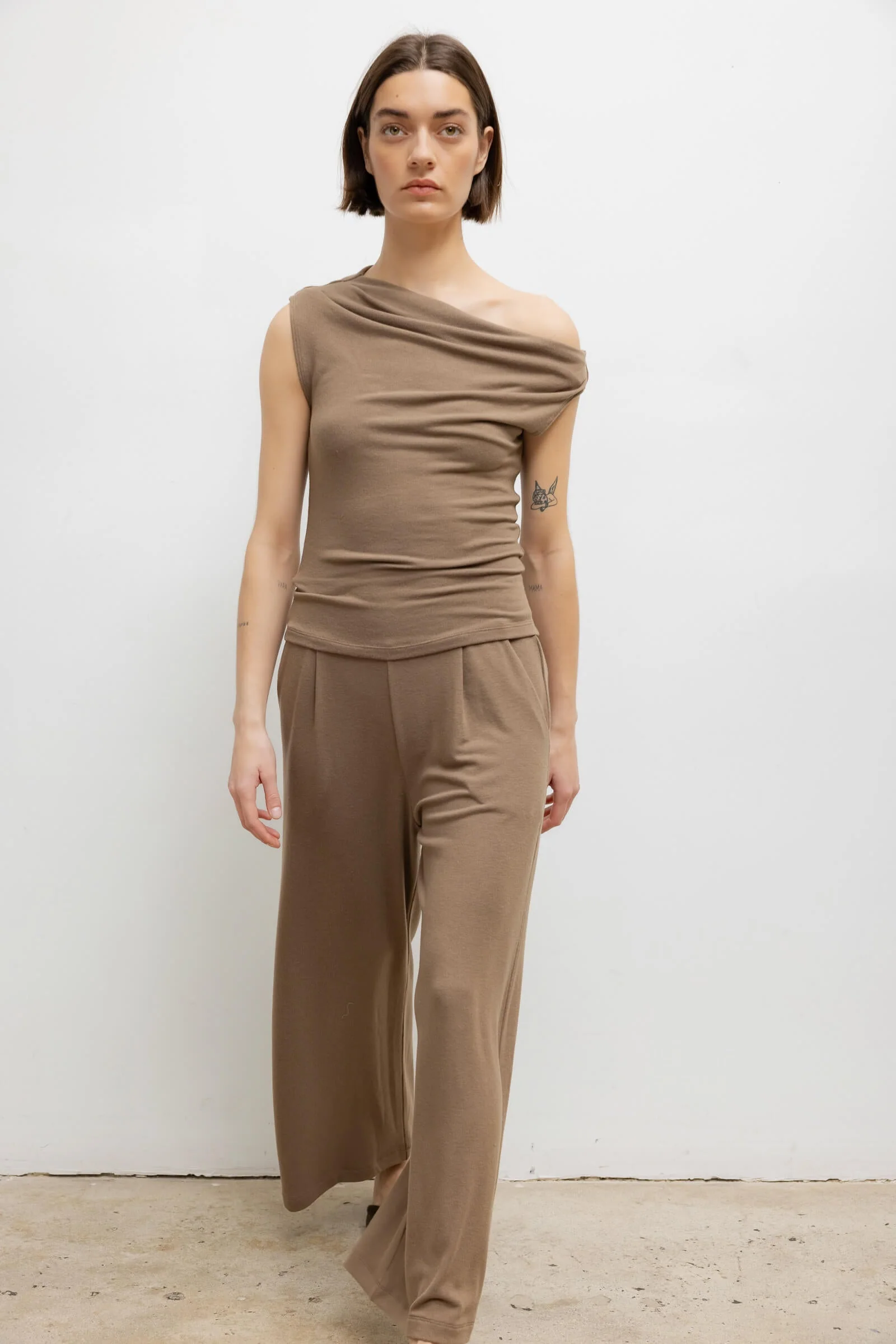 Leset - Lauren Crop Pleated Pocket Pant - Image 3