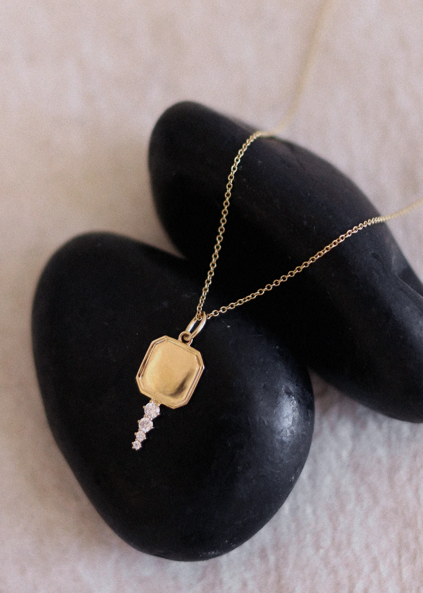 Kinn - Legacy Key Pendant Diamond - Image 3