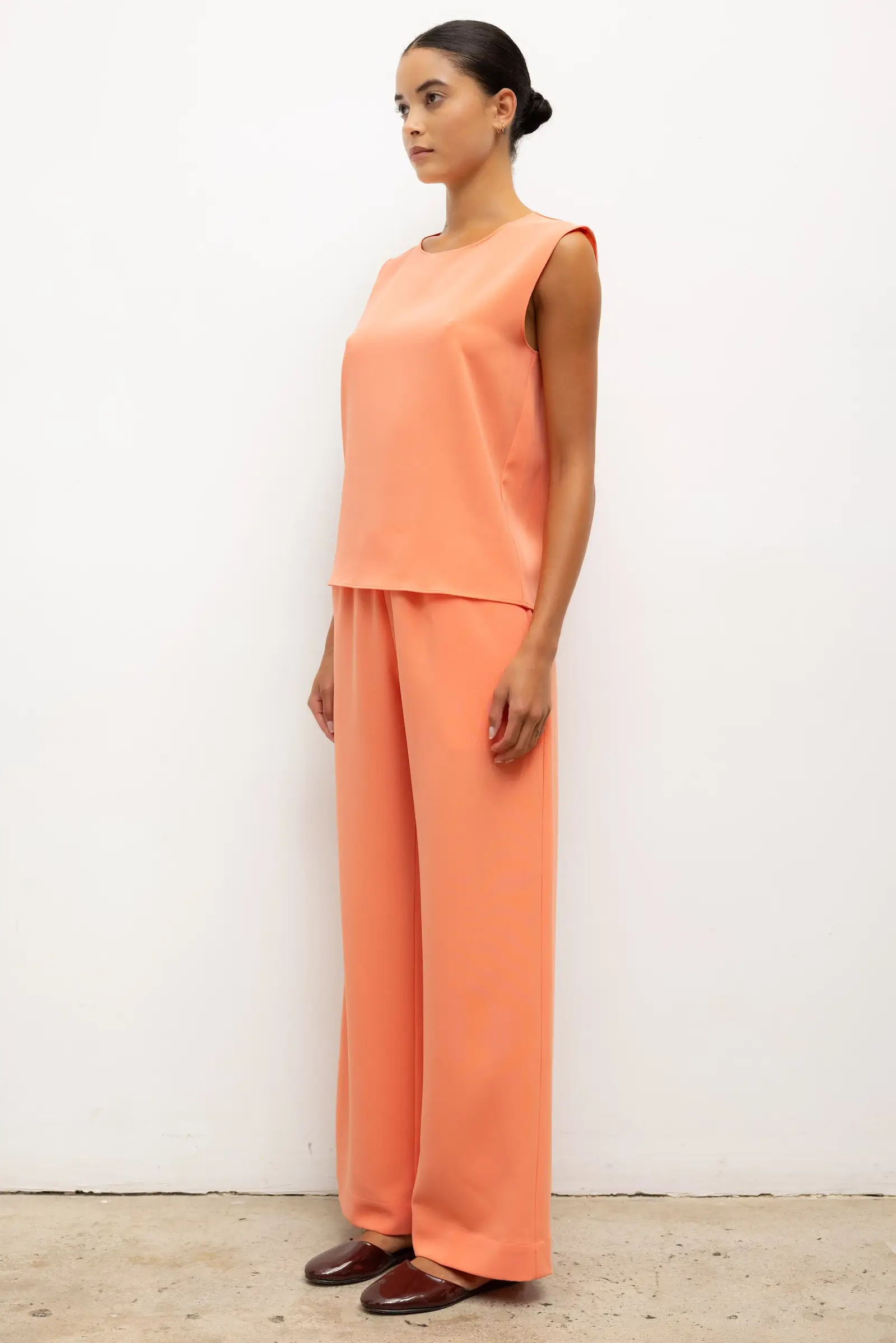 Leset - Arielle Sleeveless Crew - Image 6