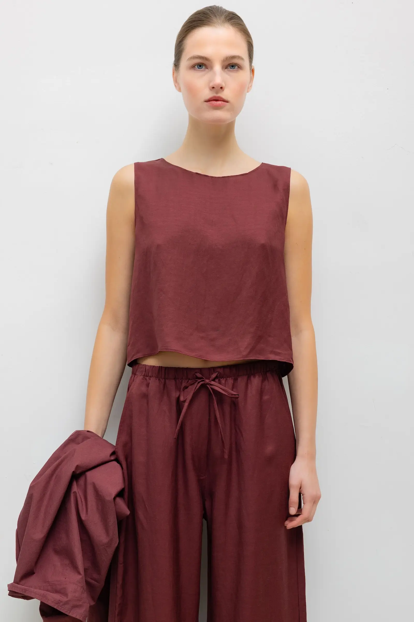 Leset - Daniel Crop Sleeveless Crew