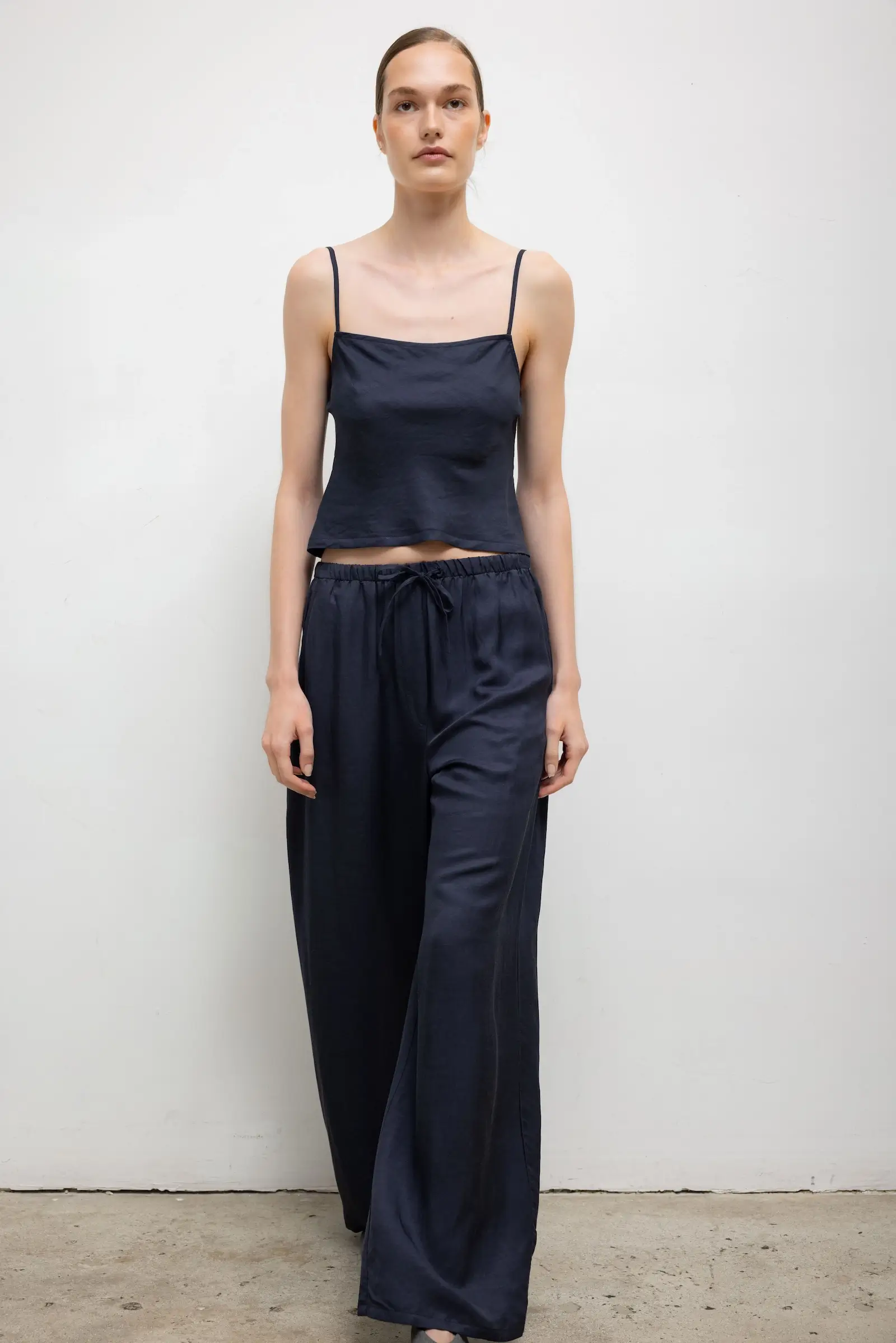 Leset - Pre - Order: Daniel Square Neck Tank - Image 4